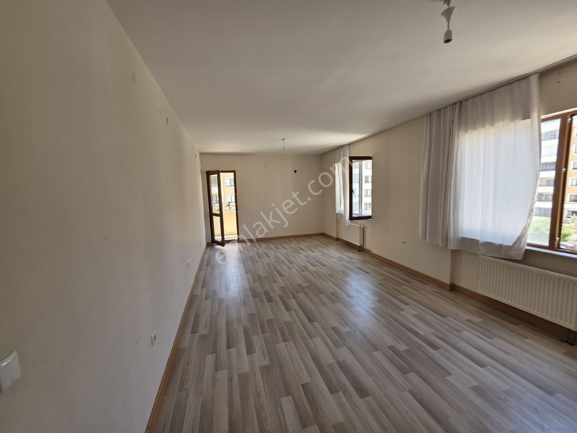 Kiralık 3+1 Süper Konumda