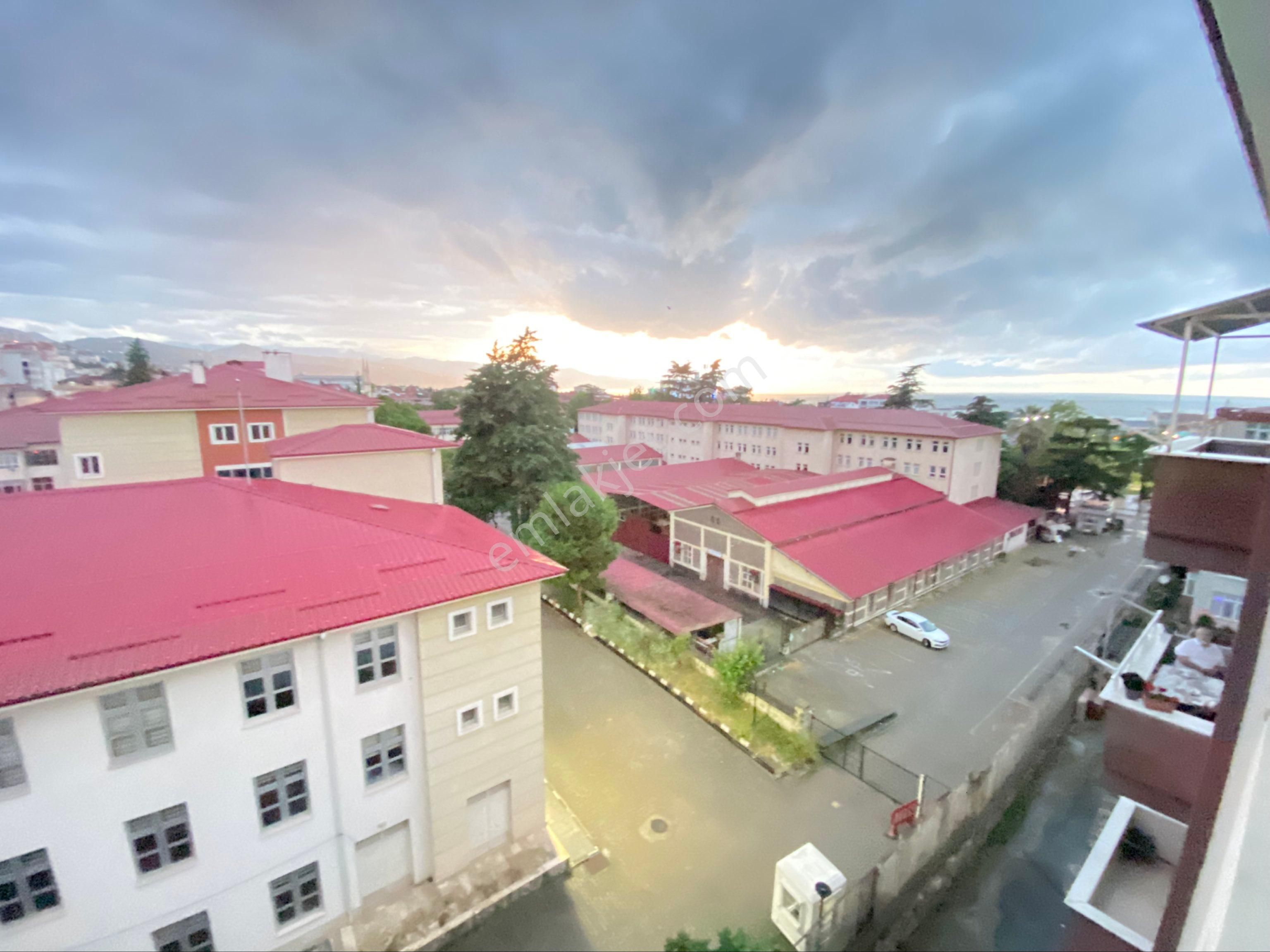 Trabzon Merkezde Satılık Site İçi Daire