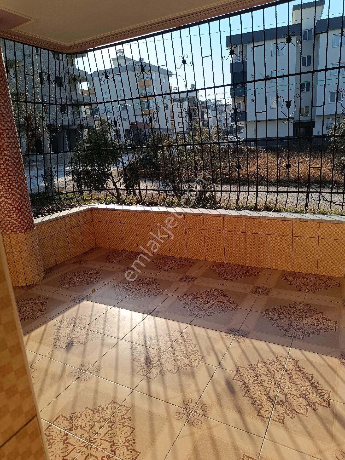 Kiralik Müstakil Ev. 2katli Evin 1. Katı Kiraliktir.