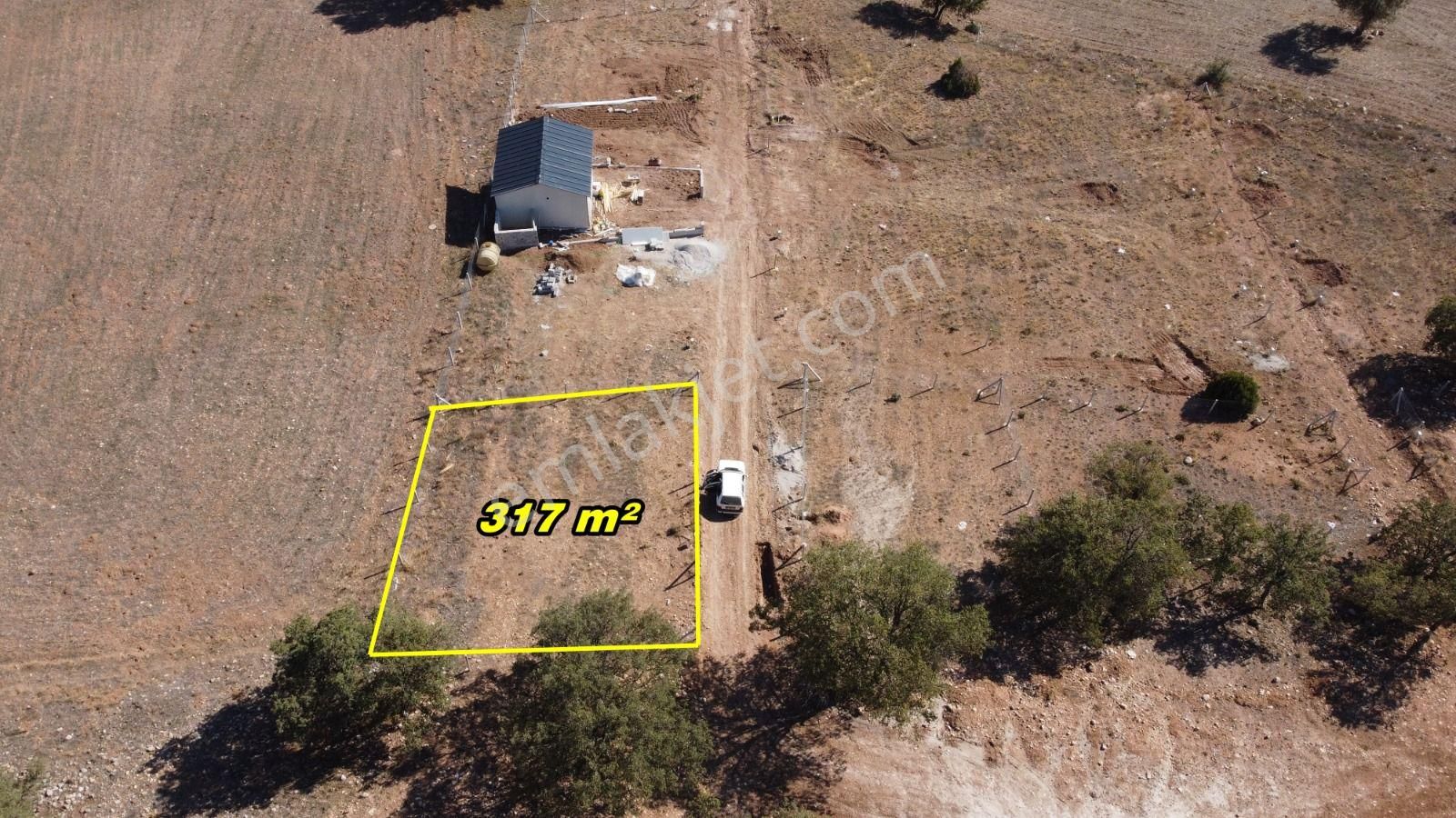 Eşref Topal Gayrimenkulden Konya Meram Erenkaya Mahallesinde Satılık 317 M2 İntikal Tapulu Bahçe
