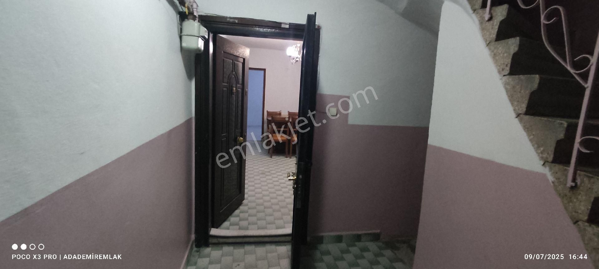Satılık 2+1 / 112 M2 25 Yaş Dire Esenler Ssk Yanı