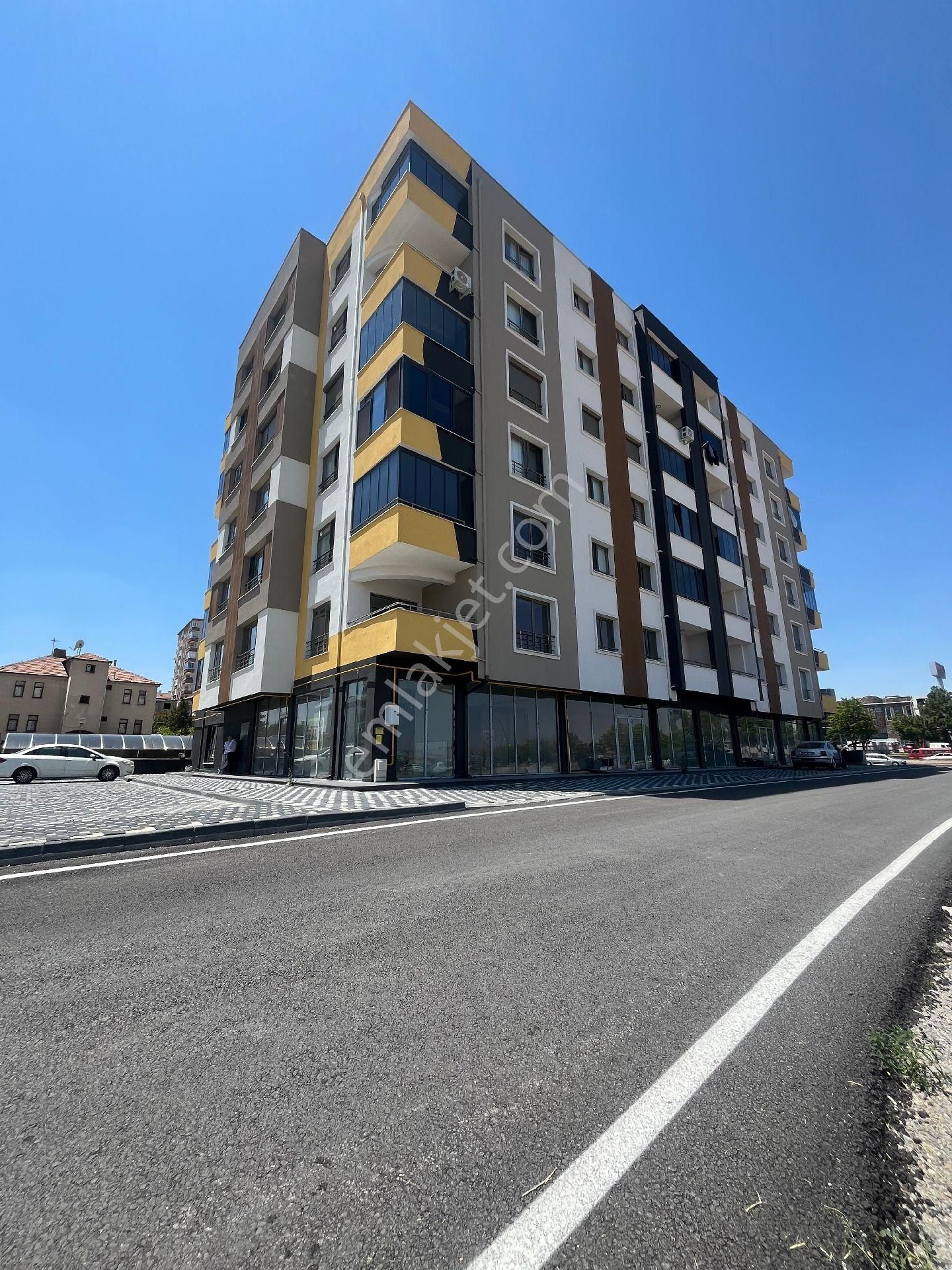 Yıldızevler (uğurevler) Satılık 4+1 Daire