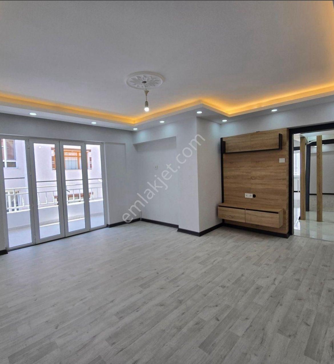 Topçu Mah 3+1 Kat Da Full Yapılı Satılık Daire