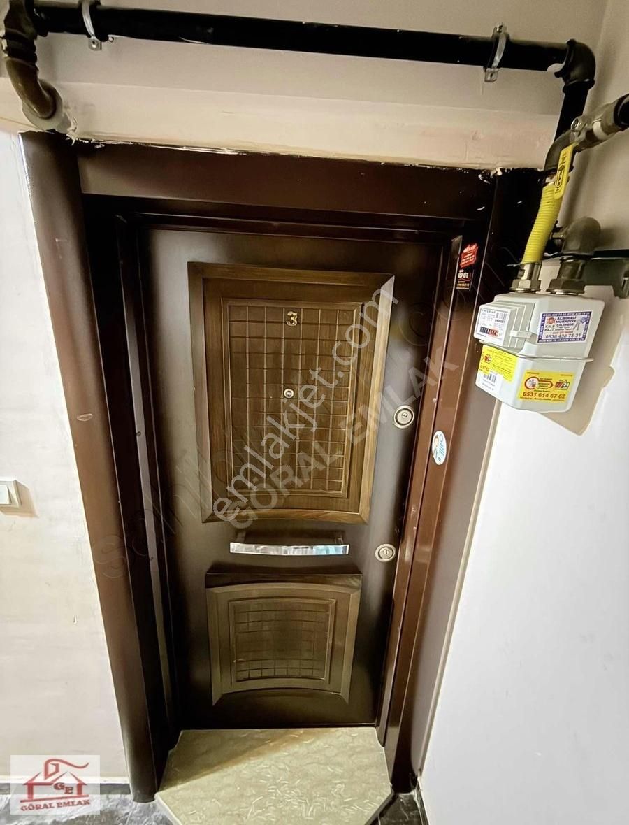 Göral Emlak'tan Muradiye'de 2+1 Arakat Daire 2.900 ₺ Bin Paz.