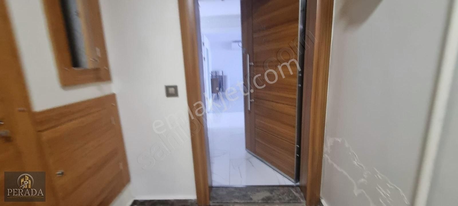 İzmit Tuana 2 De İçi Yenilenmiş Satılık 3+1 Arakat Daire