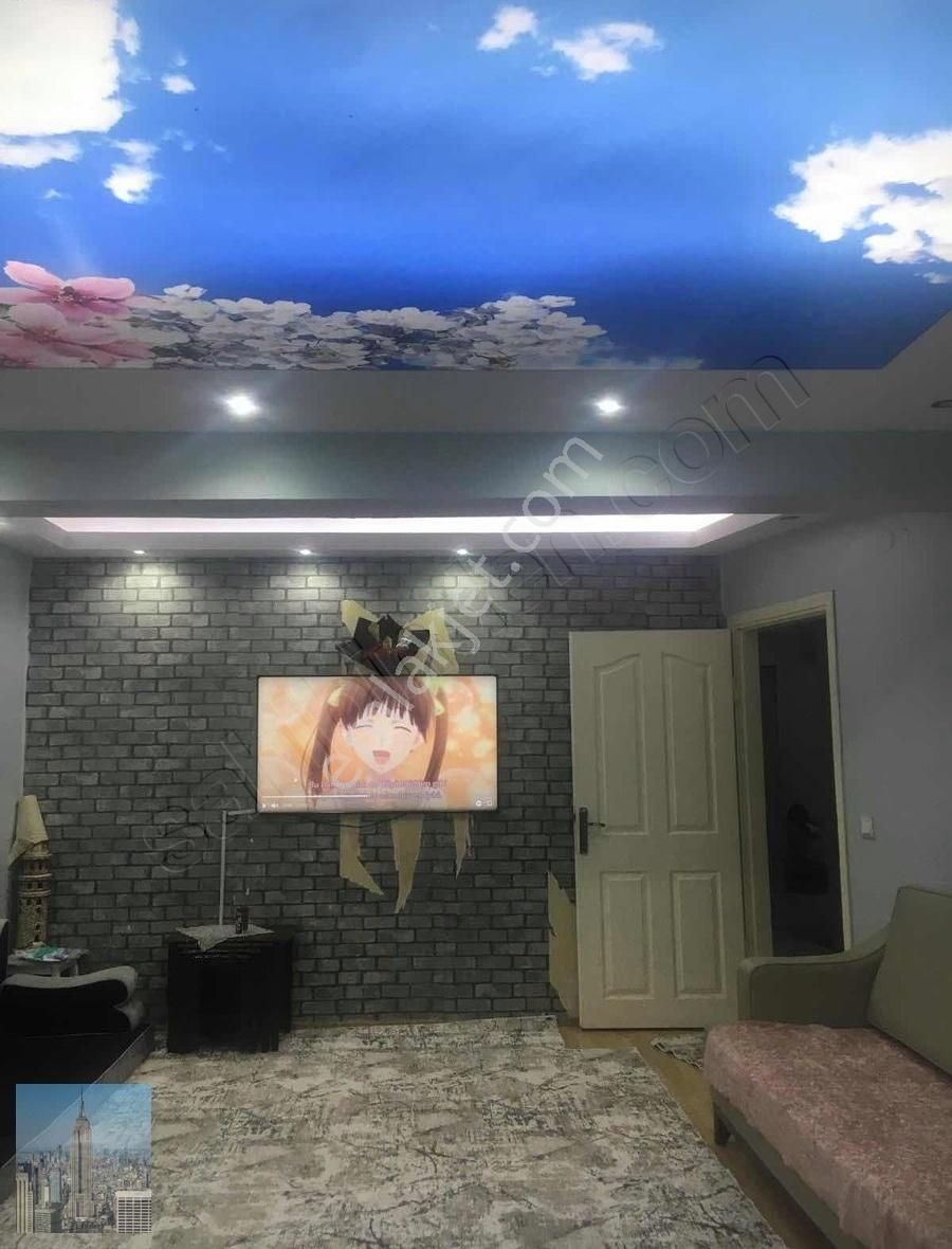 İstanbul Esenler 2+1 Giriş Kat Kiracısız Satılık Masrafsız Daire