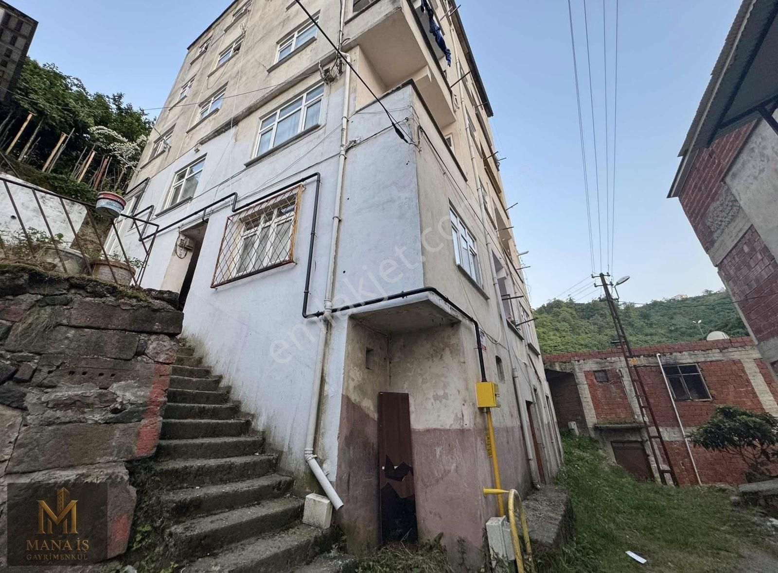 Mânâ İş Gayrimenkulden Kavaklar Mahallesinde 2+1 Satılık Daire