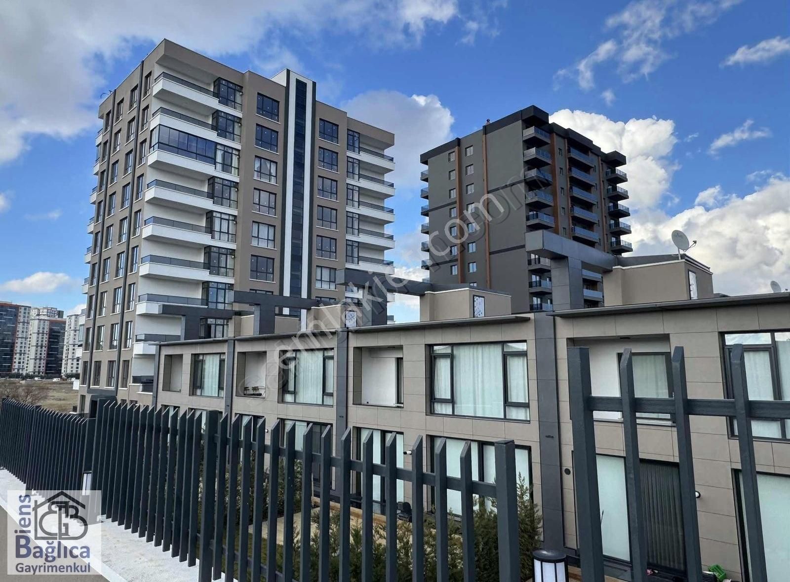 Yaşamkentte Sıfır 90m2 2+1 Daire