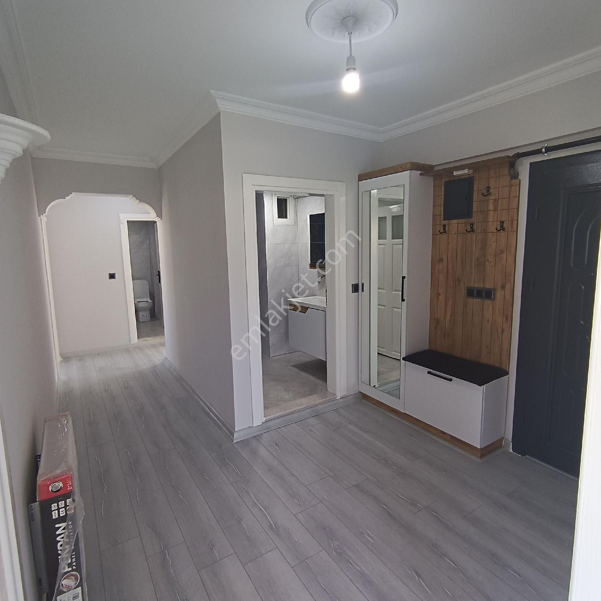 Torbalı Metropolis Cadde Üzerinde Tek Daire Üzeri Ara Daire Satılık 3+1 - Görsel 2