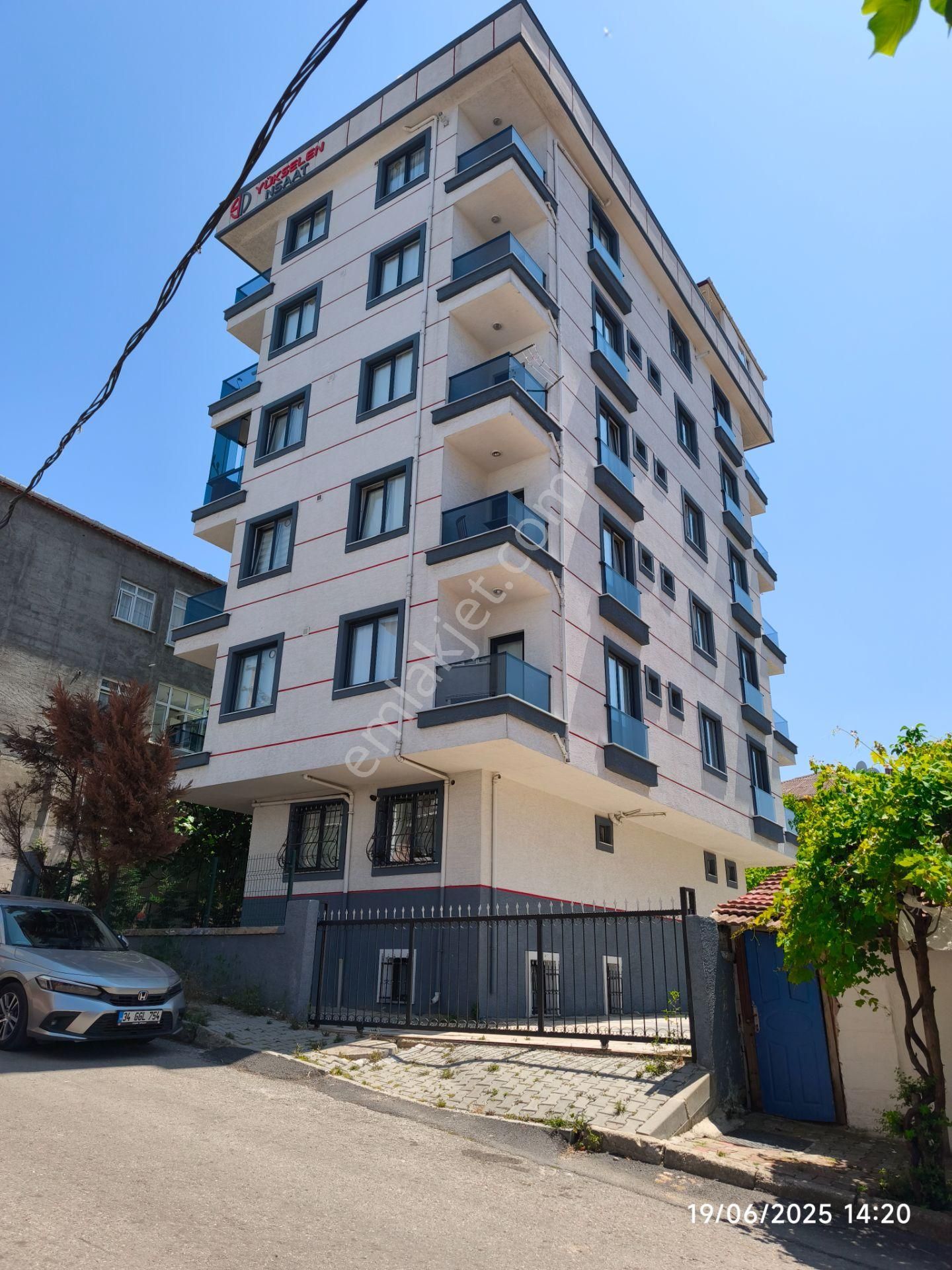 İytiyaçtan Acilen Sultanbeyli Hamidiye Mah.satılık 95 M.2+1 Lüks Aradüblex