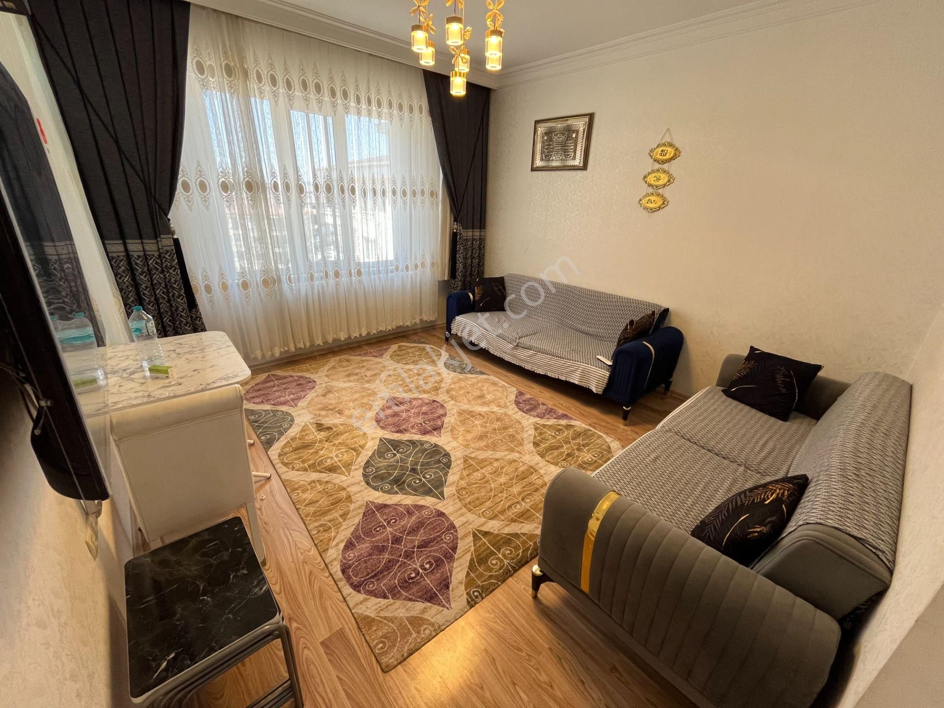 Royalest'ten Mükemmel Konumda Cam Balkonlu Bakımlı Fırsat 2+1