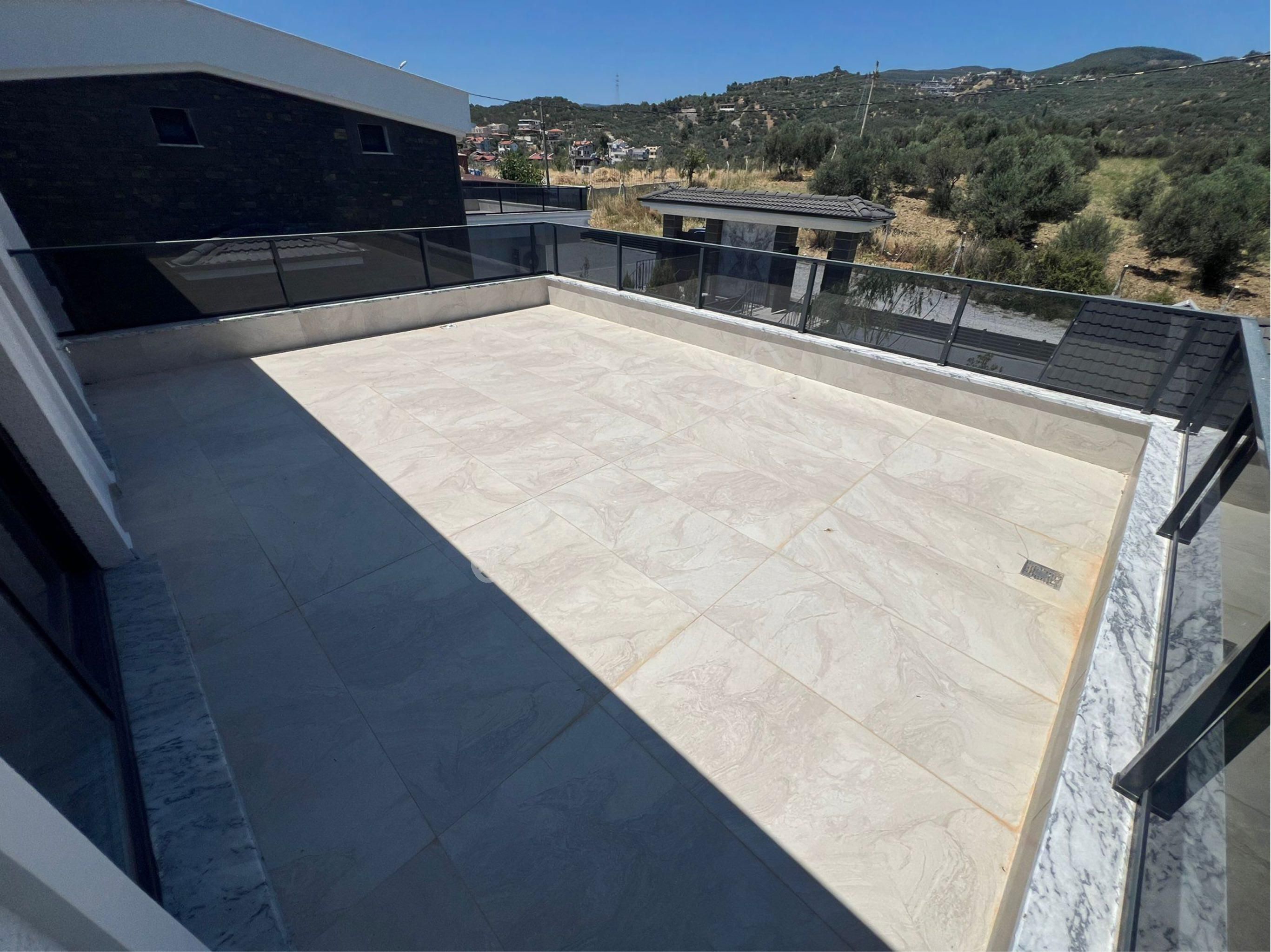 🩷cemre Emlaktan Altınoluk Bölgesinde Satılık Sıfır 4+1 Havuzlu Villalar🩷 - Görsel 12