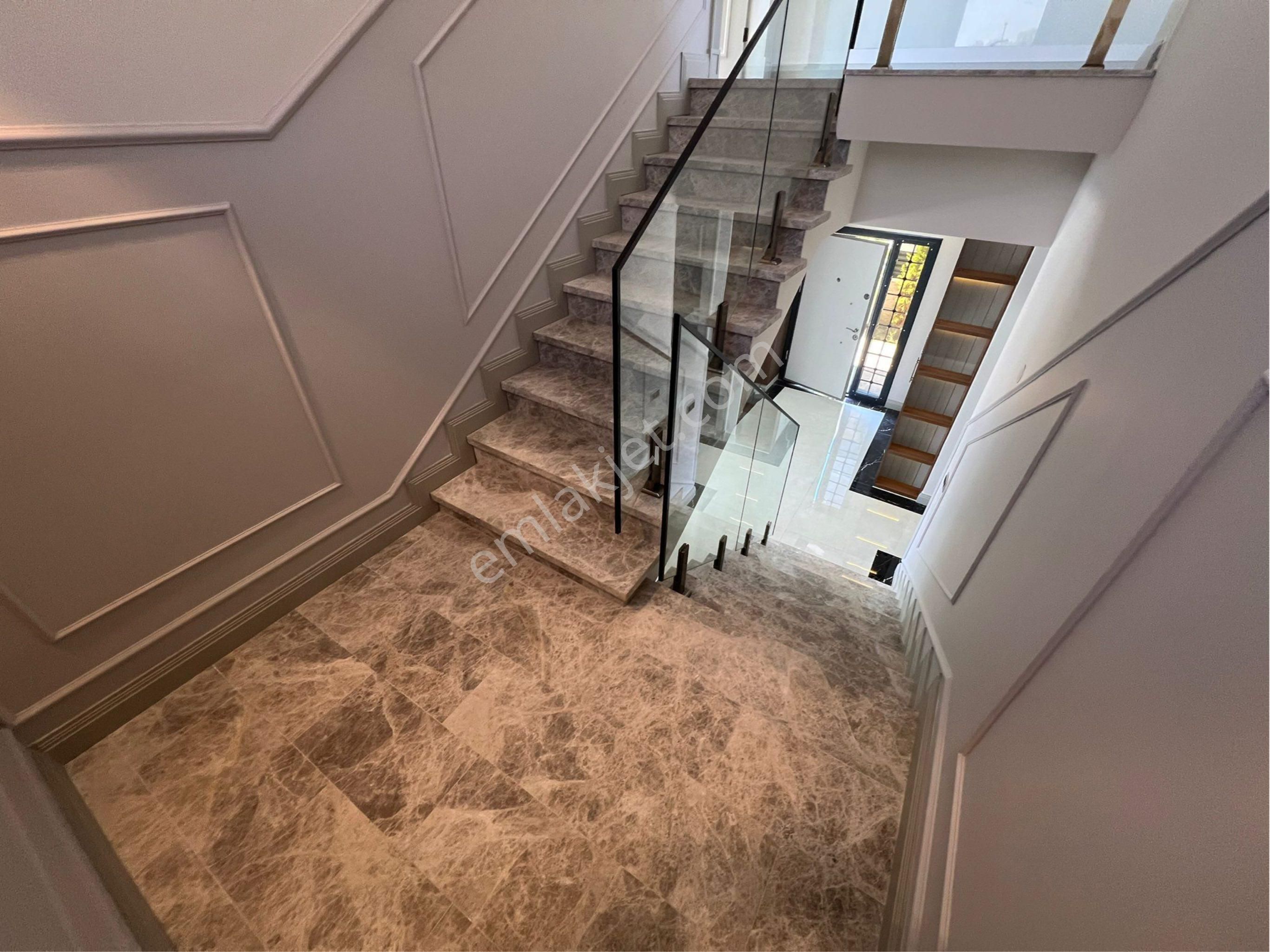 🩷cemre Emlaktan Altınoluk Bölgesinde Satılık Sıfır 4+1 Havuzlu Villalar🩷 - Görsel 10