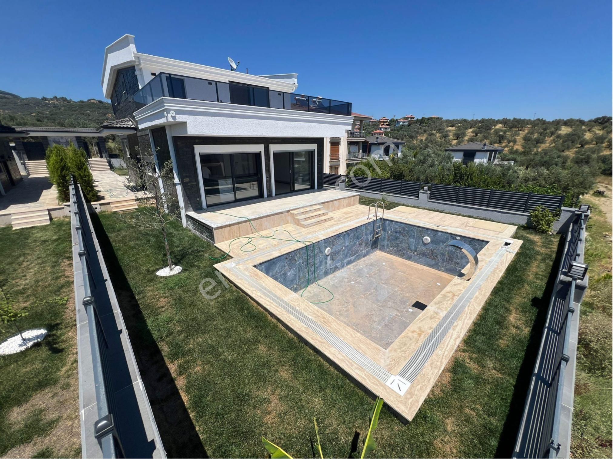 🩷cemre Emlaktan Altınoluk Bölgesinde Satılık Sıfır 4+1 Havuzlu Villalar🩷 - Görsel 31