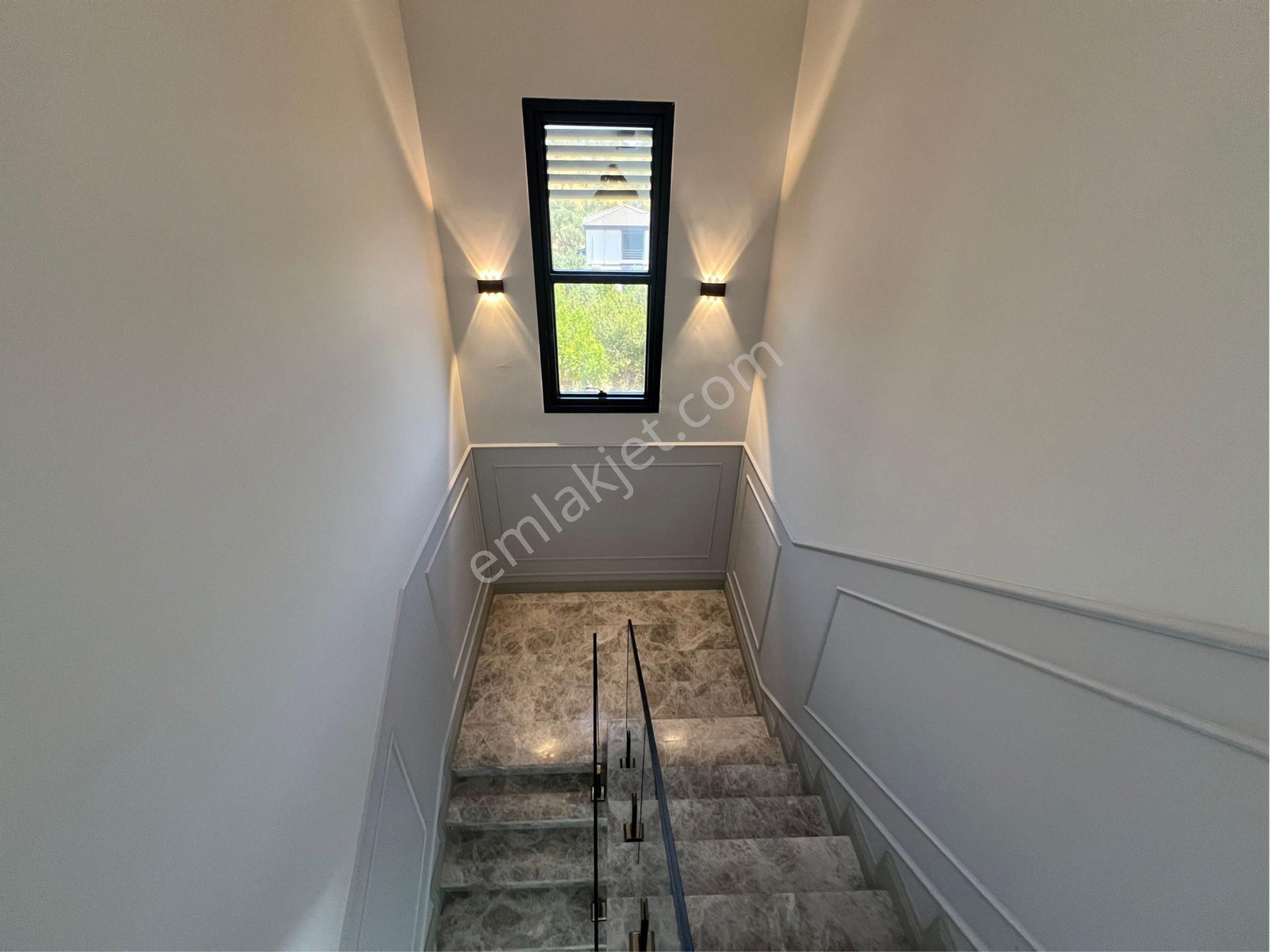 🩷cemre Emlaktan Altınoluk Bölgesinde Satılık Sıfır 4+1 Havuzlu Villalar🩷 - Görsel 8