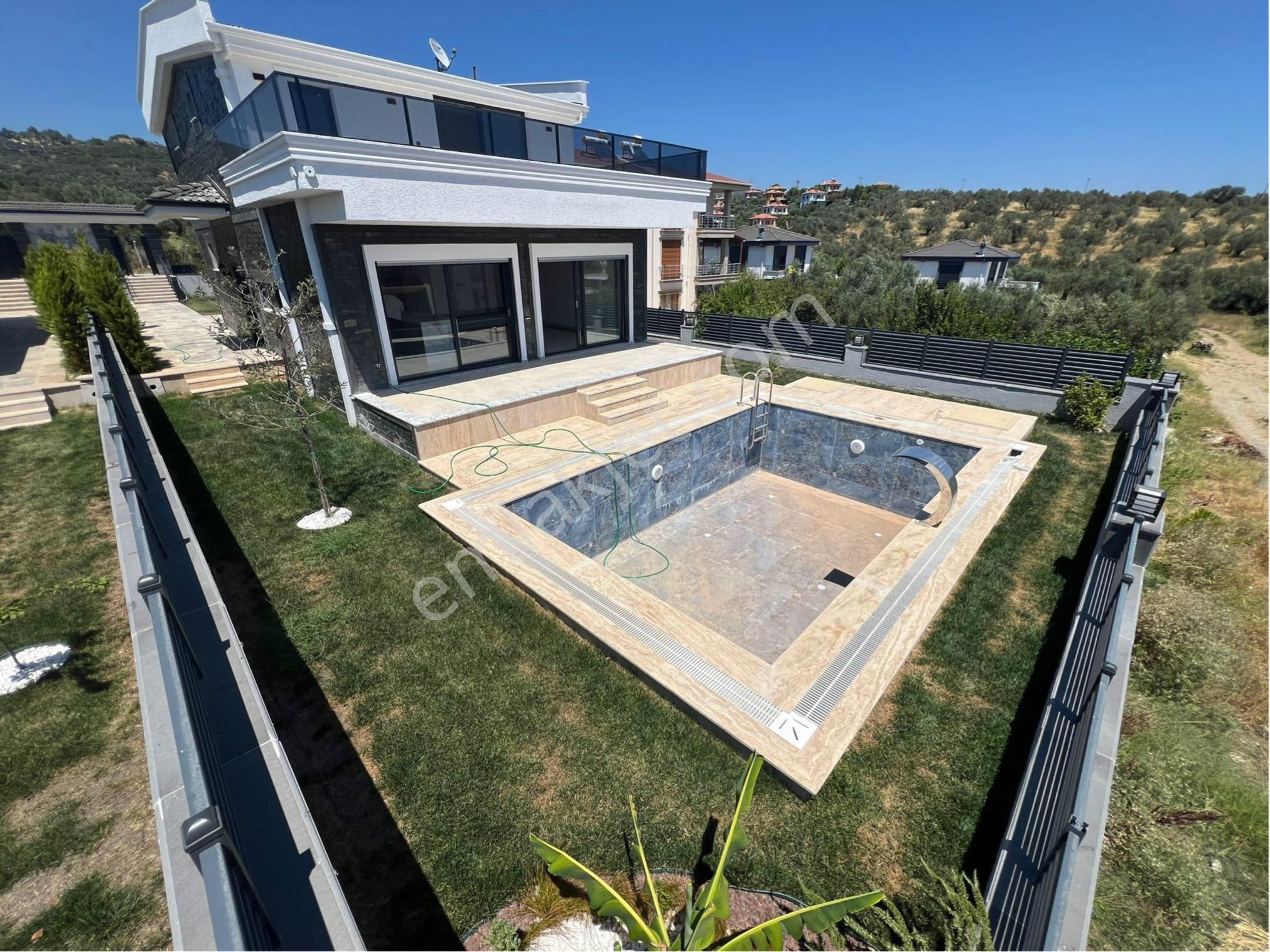 🩷cemre Emlaktan Altınoluk Bölgesinde Satılık Sıfır 4+1 Havuzlu Villalar🩷 - Görsel 30