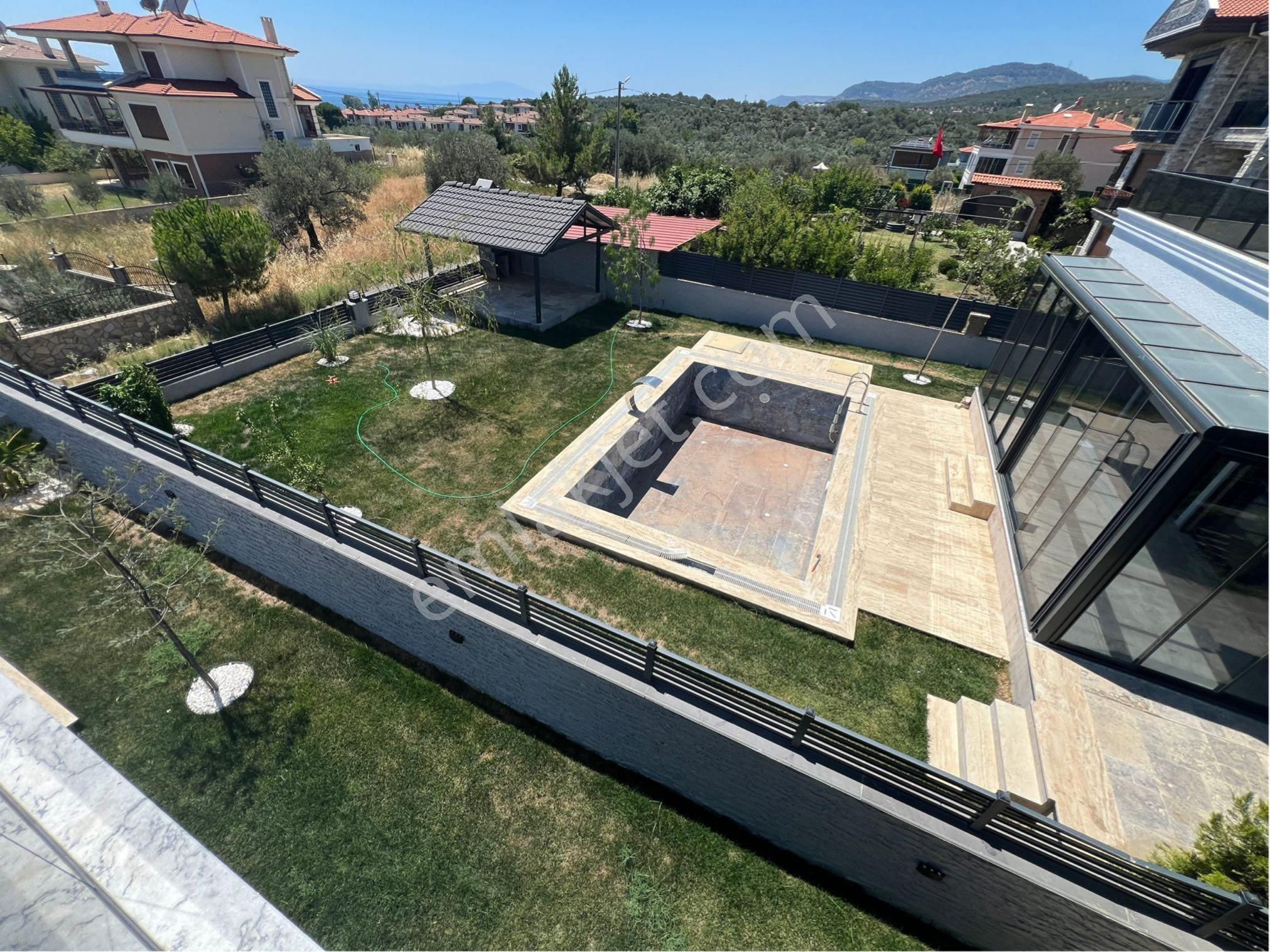 🩷cemre Emlaktan Altınoluk Bölgesinde Satılık Sıfır 4+1 Havuzlu Villalar🩷 - Görsel 5