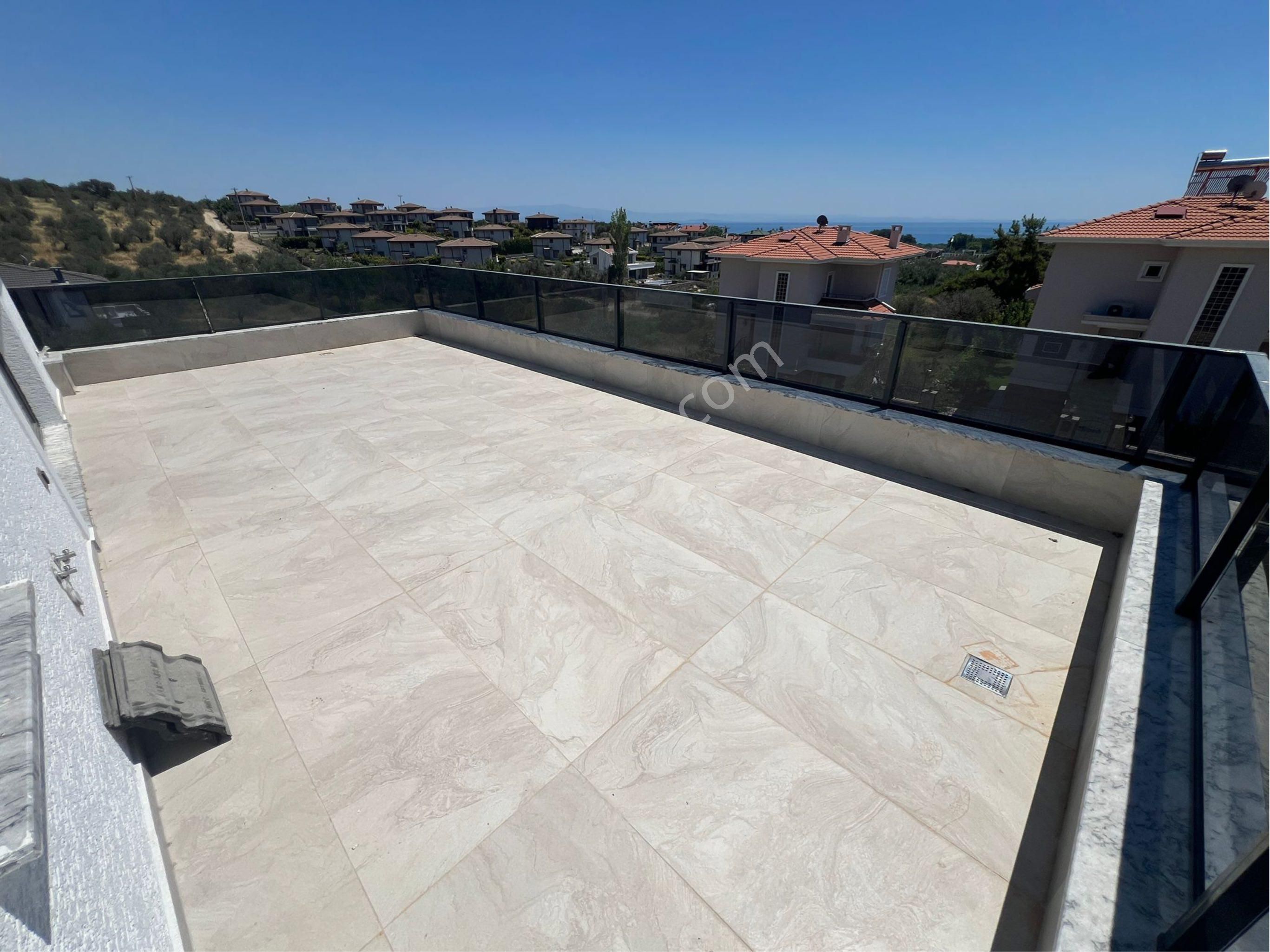 🩷cemre Emlaktan Altınoluk Bölgesinde Satılık Sıfır 4+1 Havuzlu Villalar🩷 - Görsel 4