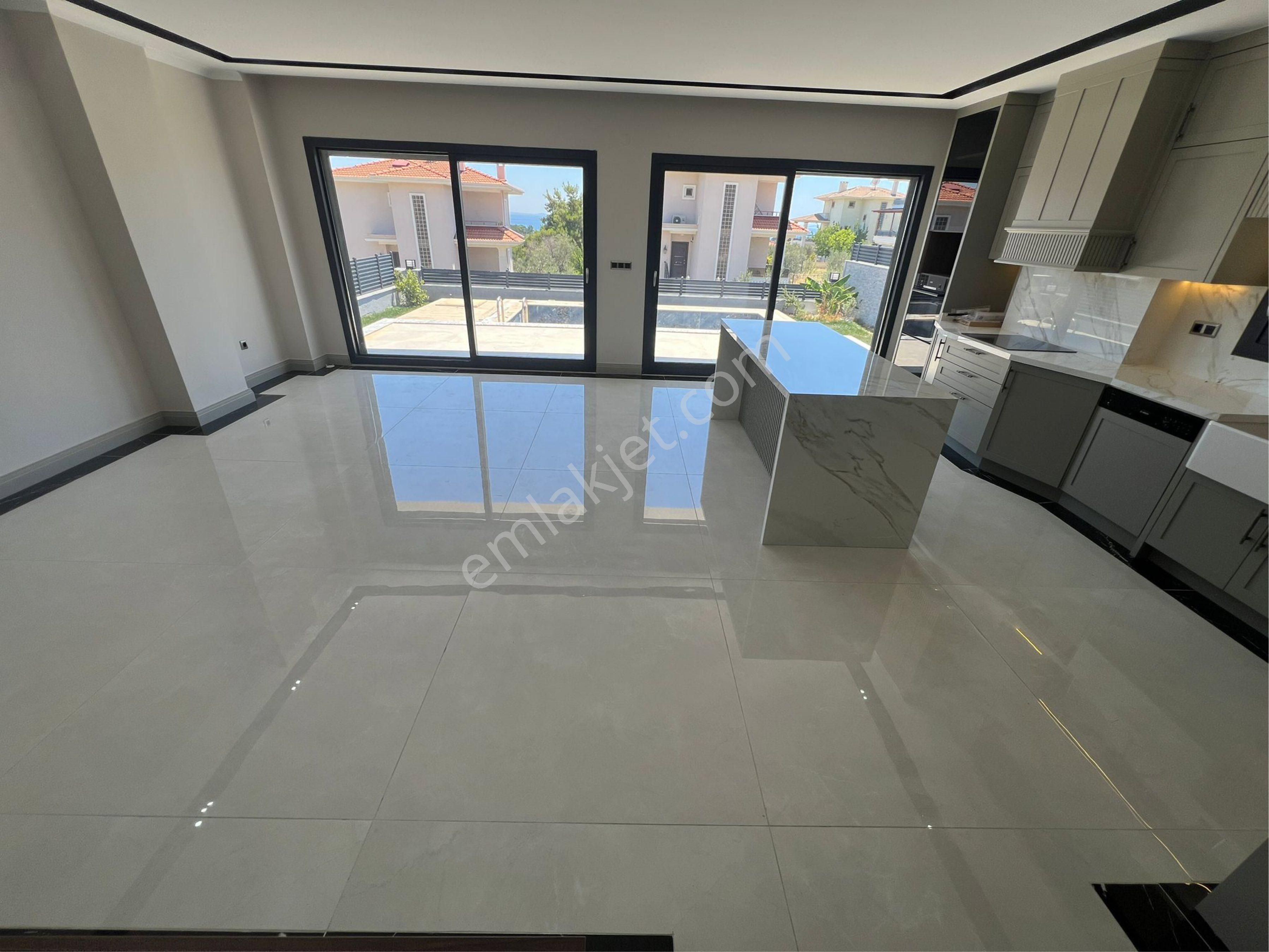 🩷cemre Emlaktan Altınoluk Bölgesinde Satılık Sıfır 4+1 Havuzlu Villalar🩷 - Görsel 35