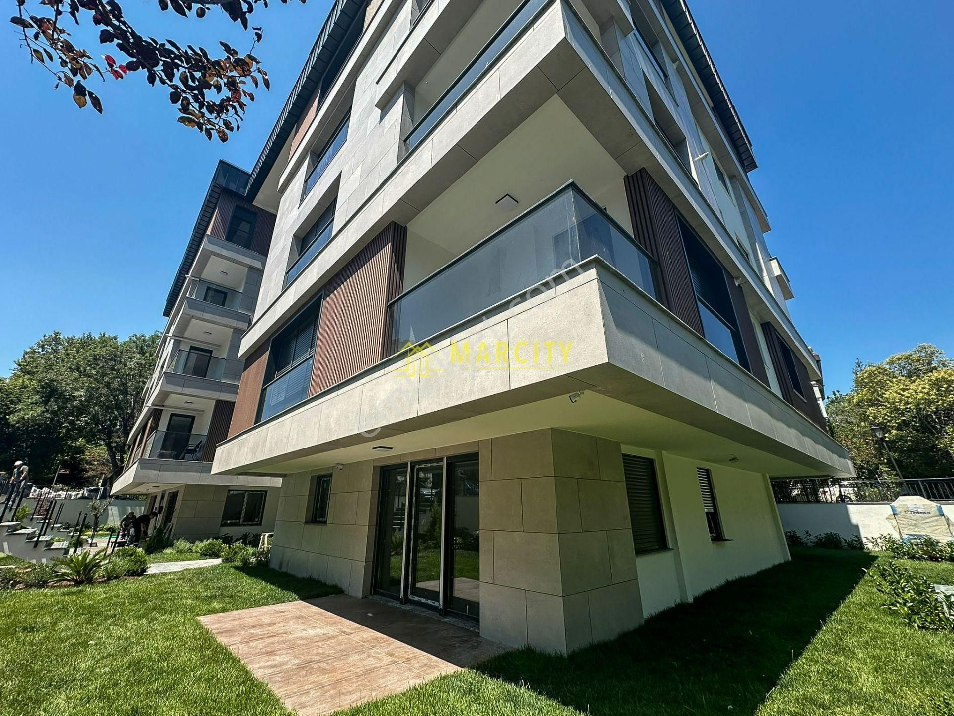 Marcity Yeşilyurt'da Prestijli 90m² 2+1 Satılık Bahçe Teraslı