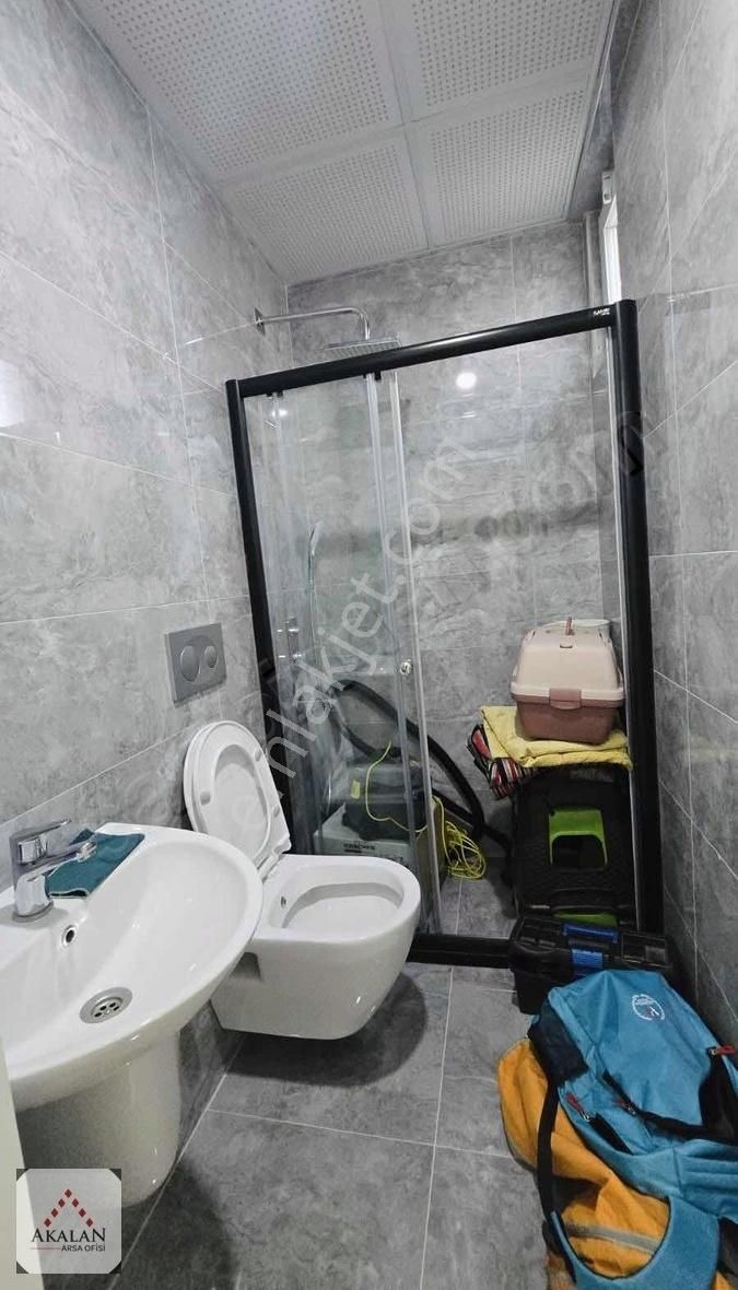 Acil 15günlük Fiyat!kaçırılmayacak Arakat Cadde Cepheli 3+1