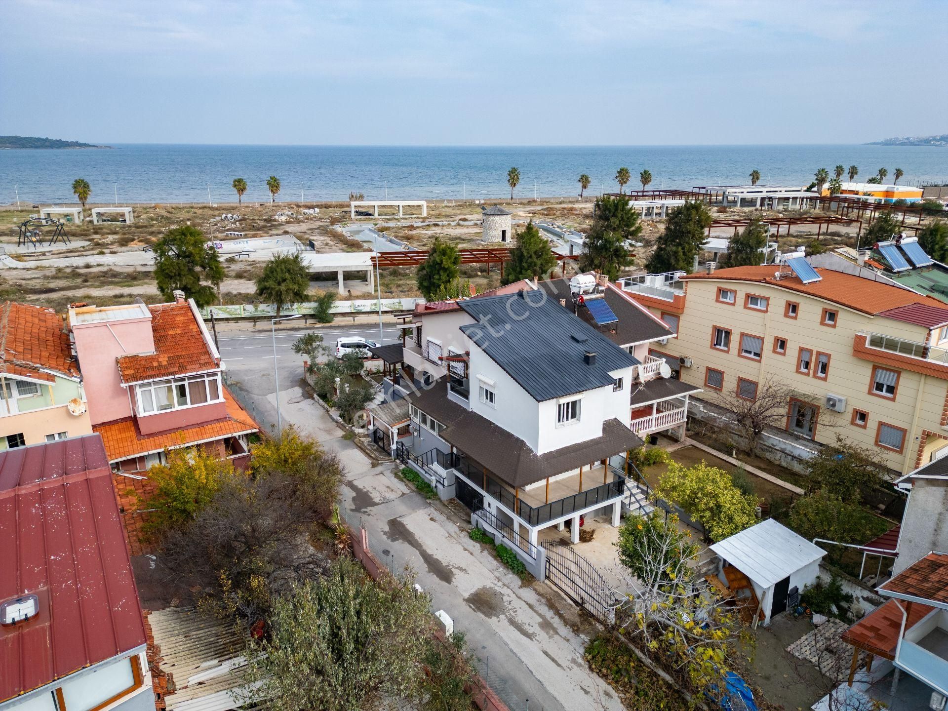 Atatürk'te Anayola 50 Metre Mesafede Renove Edilmiş Villa