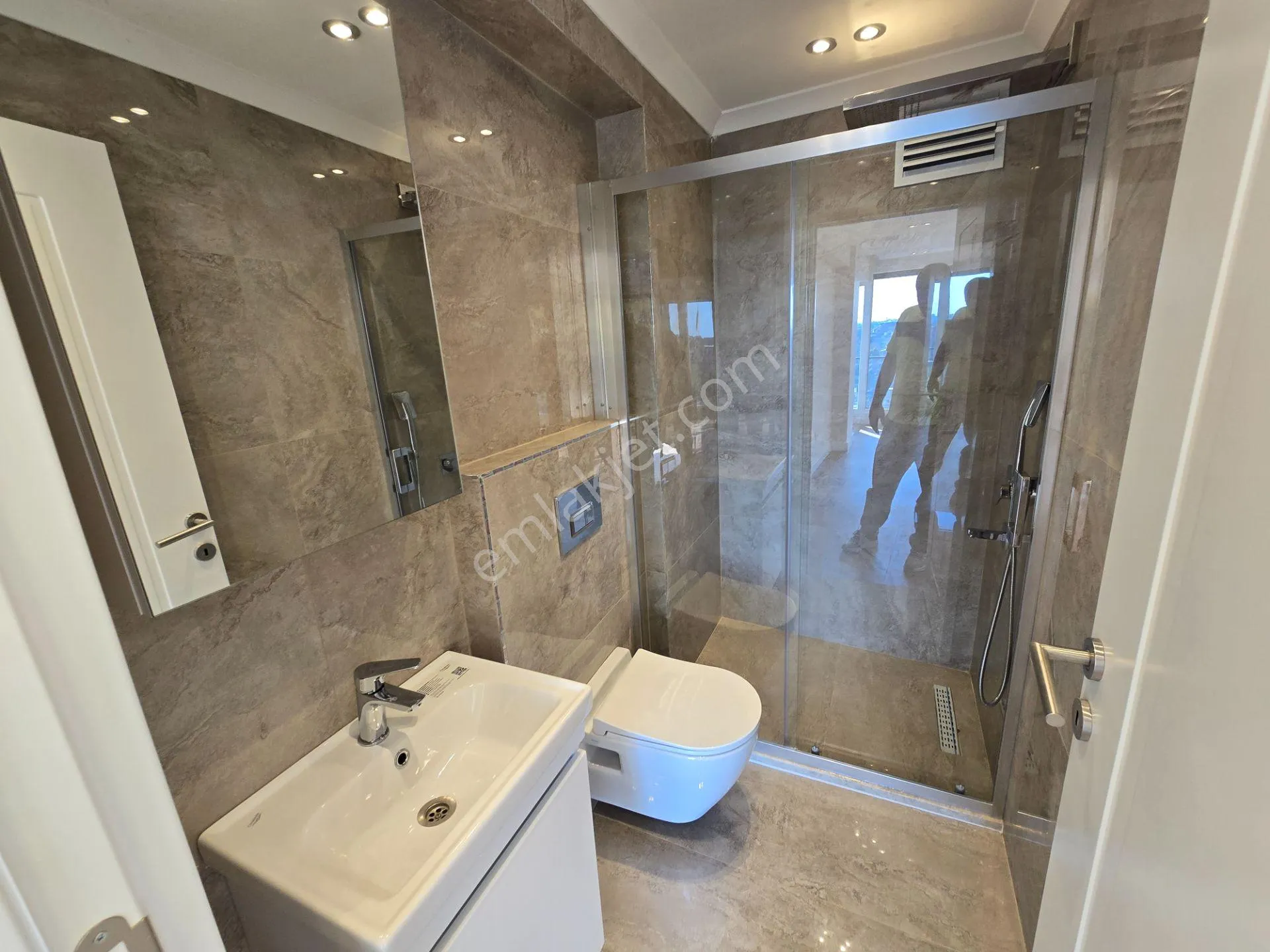 Tam Merkezde Eşsiz Boğaz Manzaralı 3+1 150 M2 Lüx Dublex Daire - Görsel 19