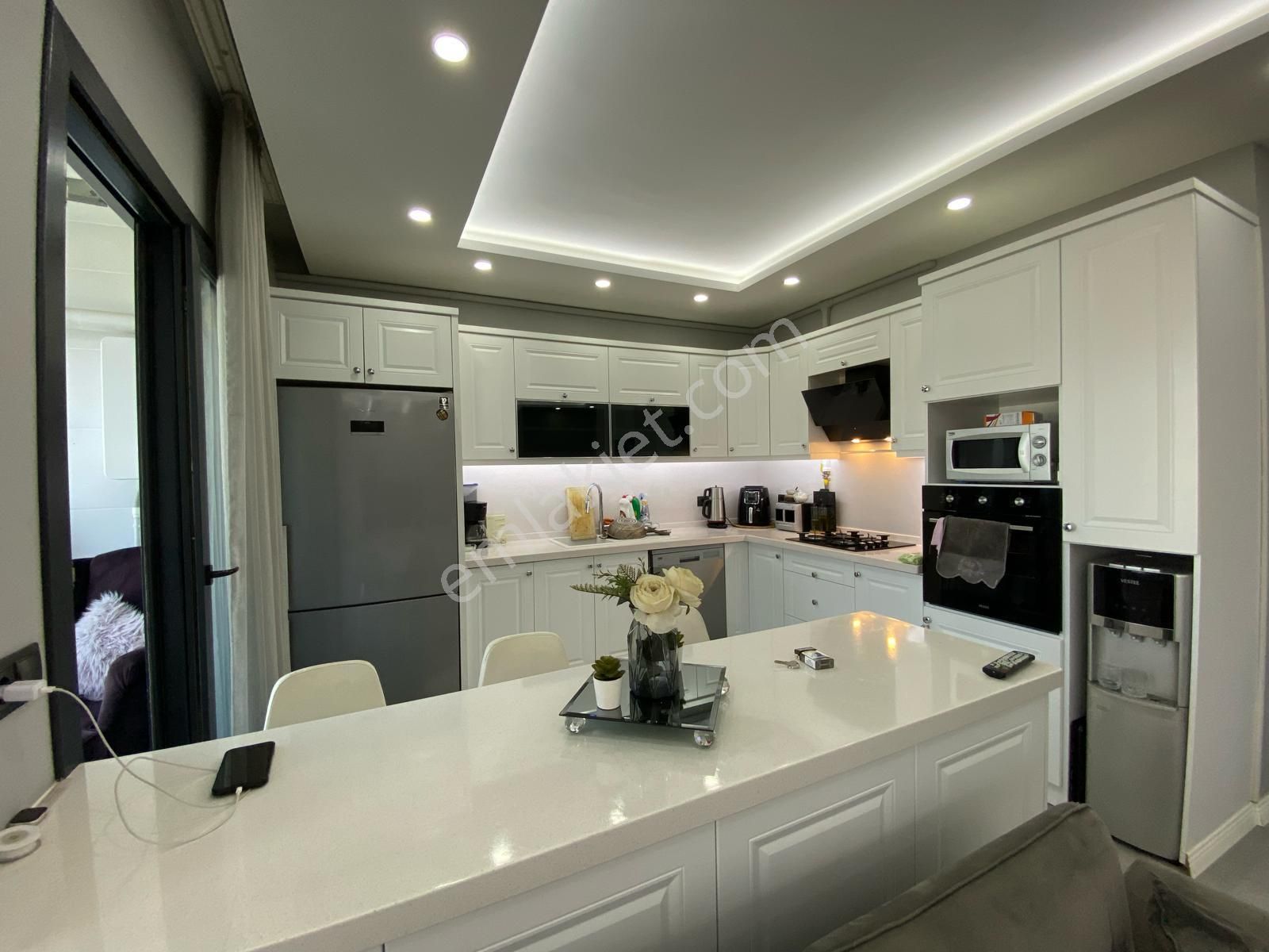Balıkesir Edremit Gazicelalde 160 M2 2+1 Daire Satılık