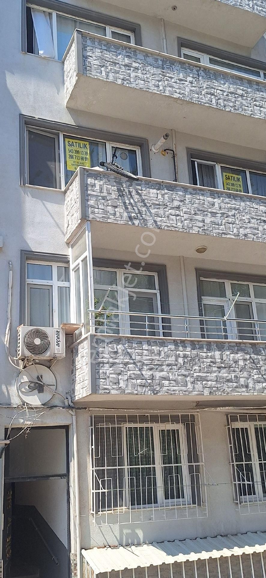 Bandırma Hacıyusuf Valide Cami Karşısında Arakat Daire