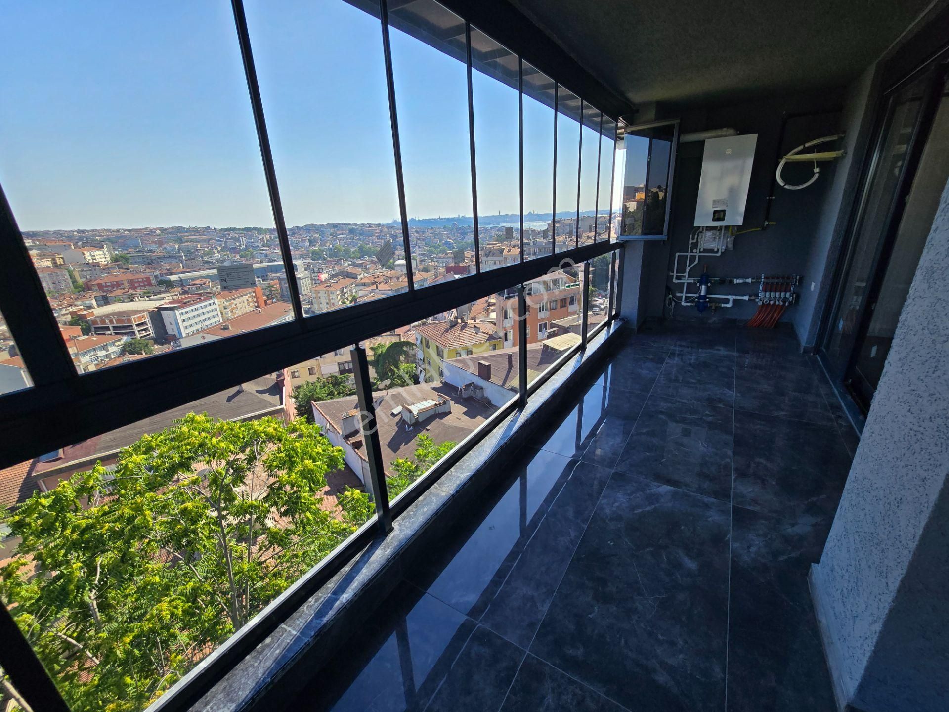 Sıfır Binada Deniz Manzaralı Teraslı Otoparklı 4+2 310 M2 Dublex - Görsel 5