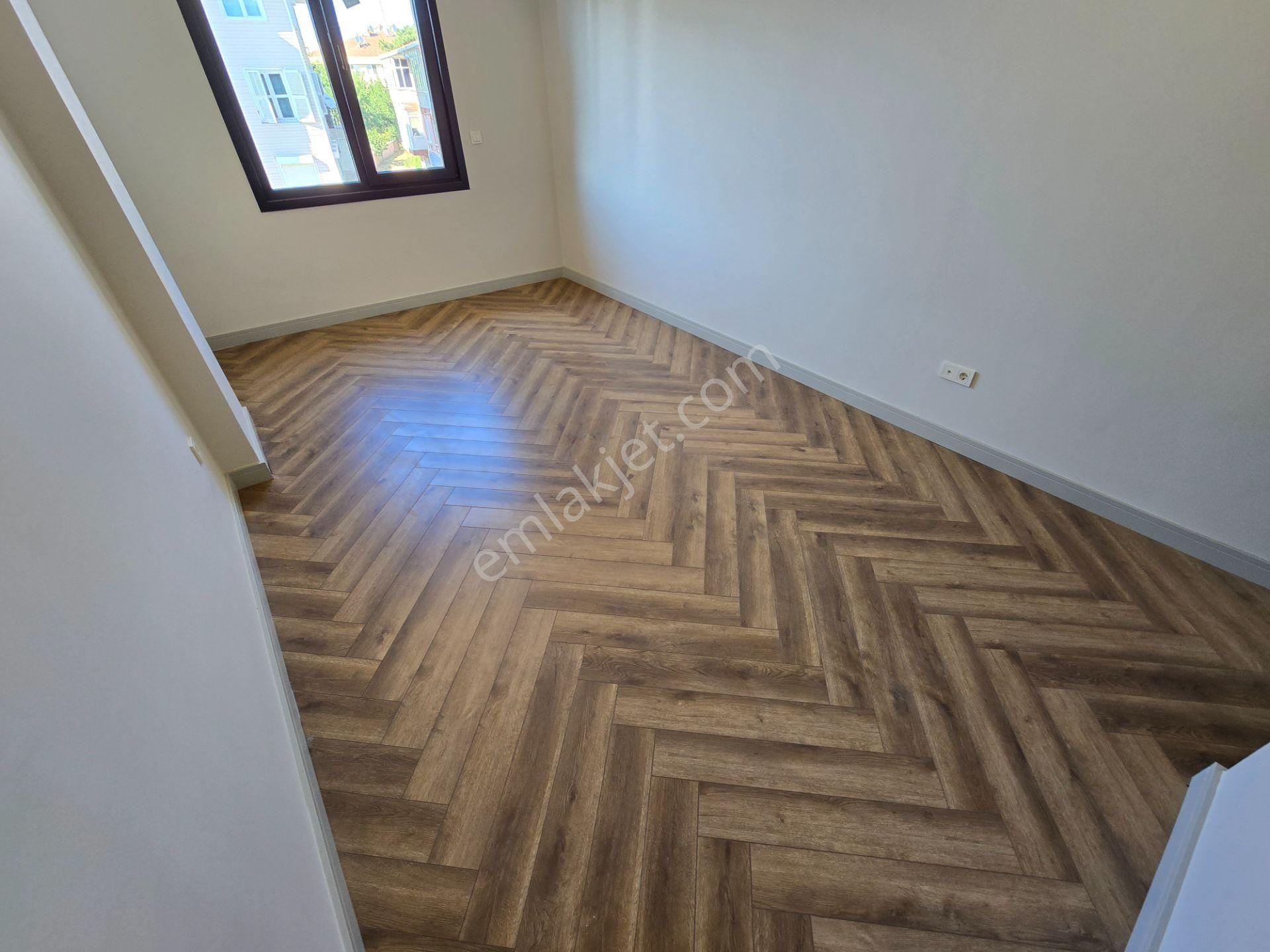 Sıfır Binada Deniz Manzaralı Teraslı Otoparklı 4+2 310 M2 Dublex - Görsel 14