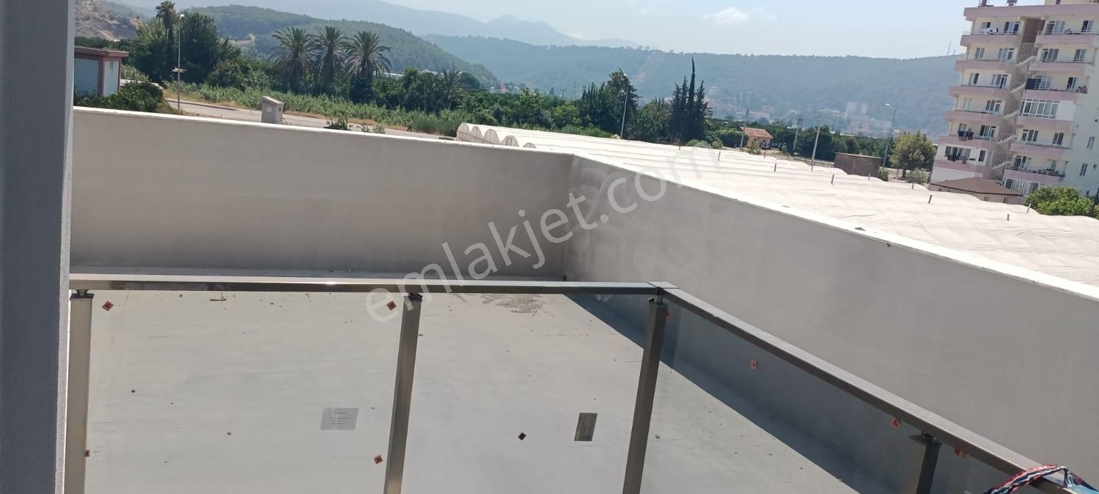 Antalya Kumluca Da Kiralık 1+1 Daire. Merkez Mahallesinde