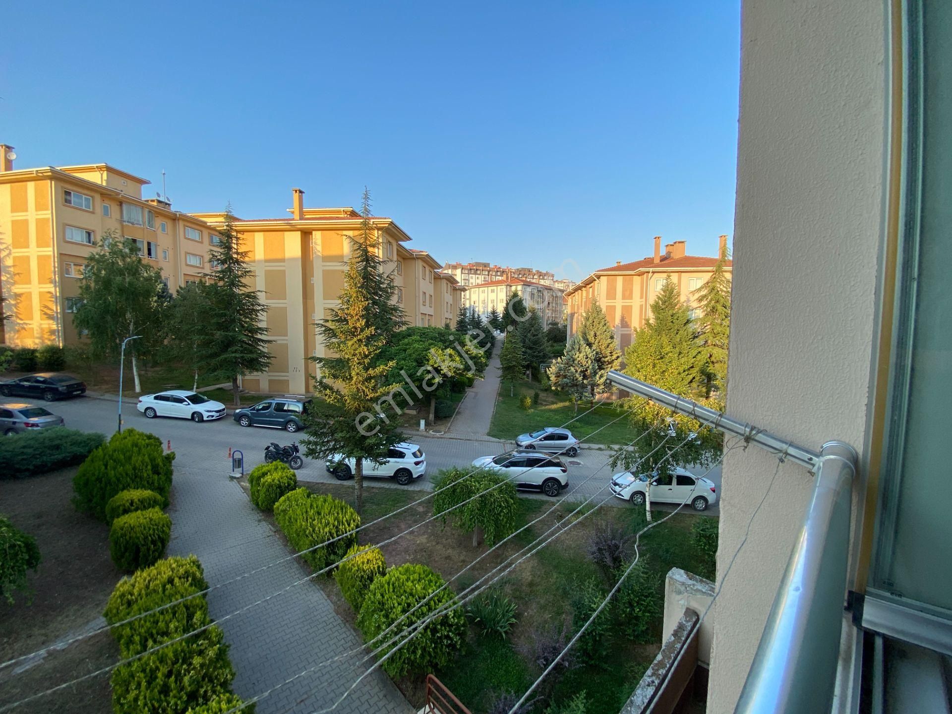 [nova] Ihlamurkent Site İçi - Geniş -bakımlı - Satılık 3+1 Daire
