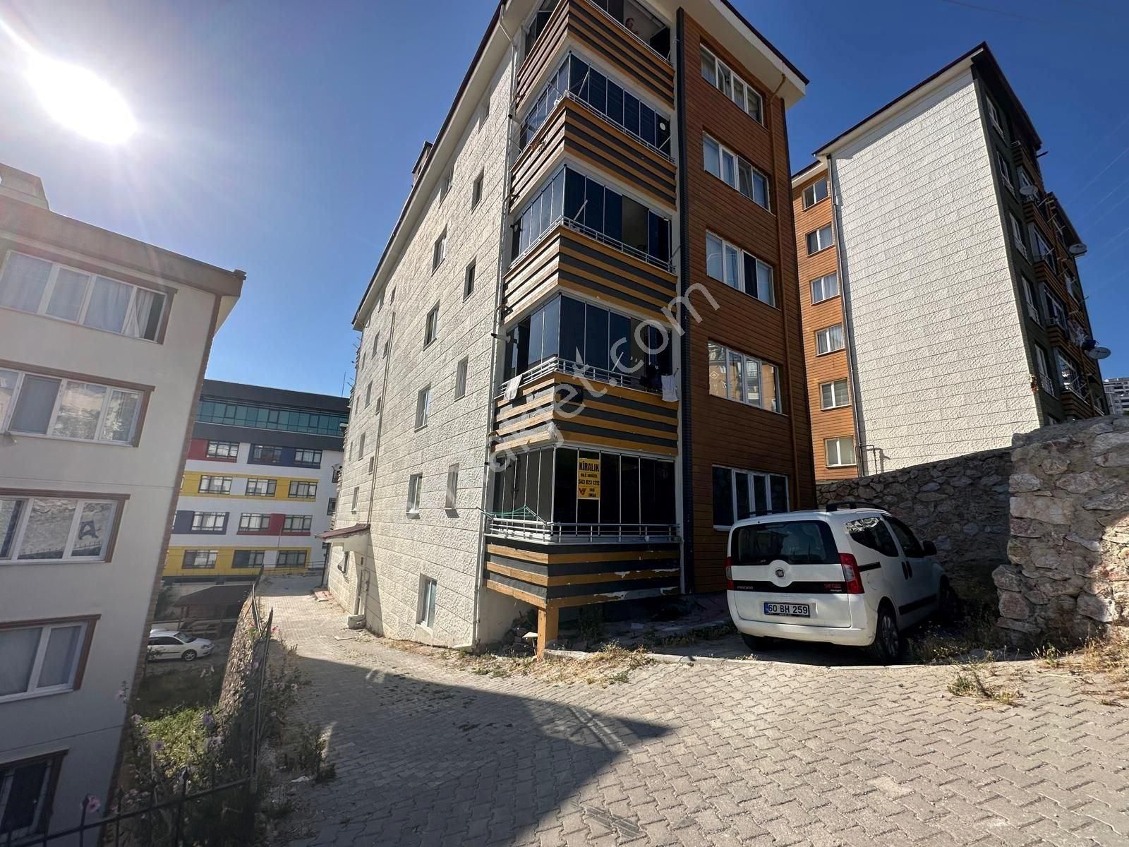 Vadi Emlak'tan Topçam Mahallesinde 3+1 Kiralık Daire