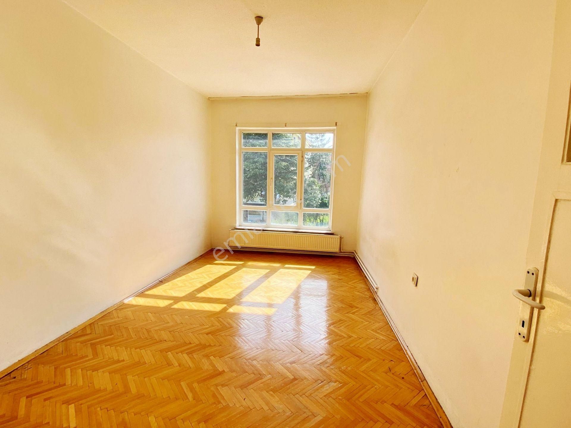 İncirli Mh. Cadde Üstünde Katta Isı Yalıtımlı Hazır Kiracılı 3+1 - Görsel 9