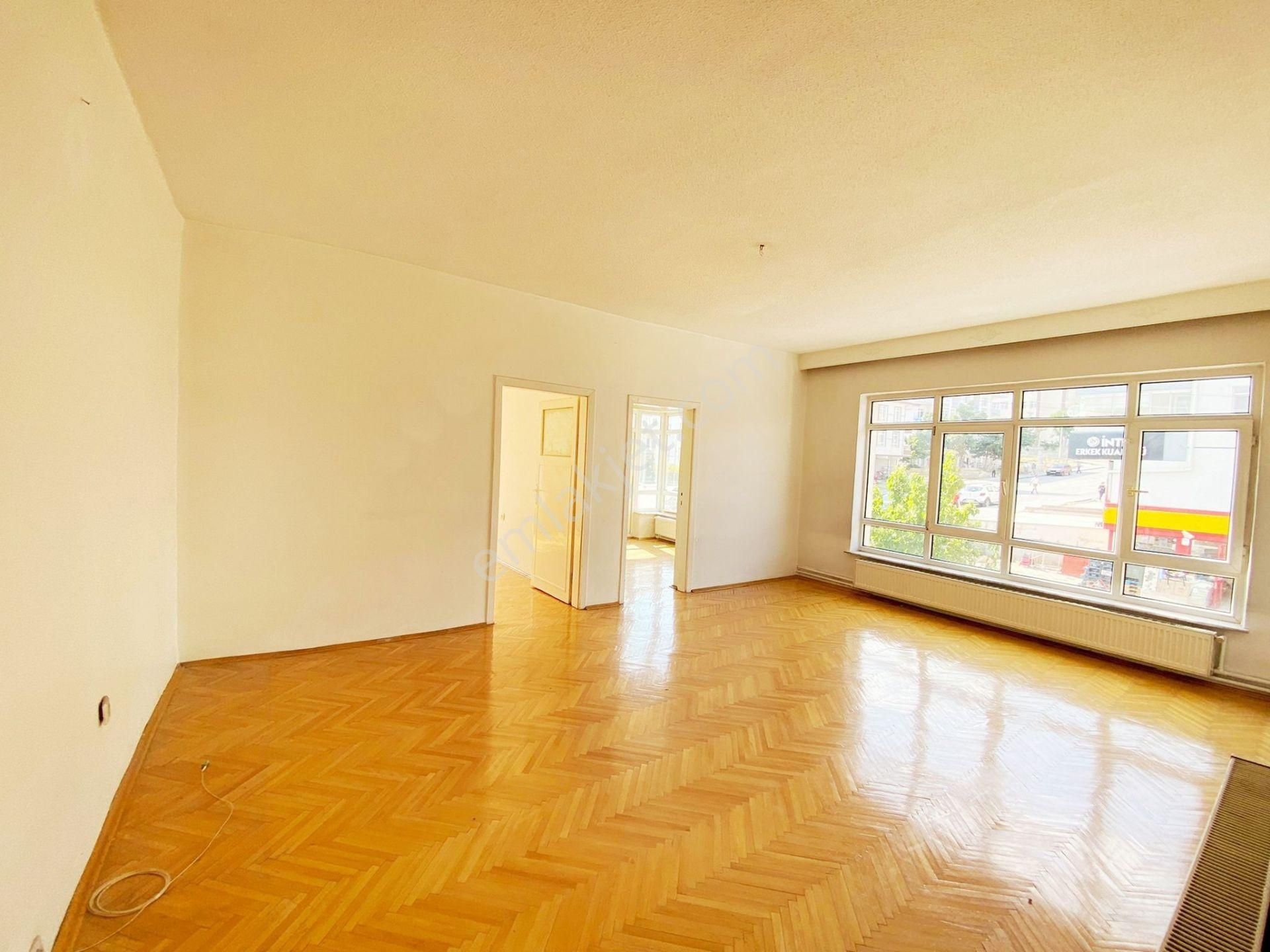 İncirli Mh. Cadde Üstünde Katta Isı Yalıtımlı Hazır Kiracılı 3+1 - Görsel 3