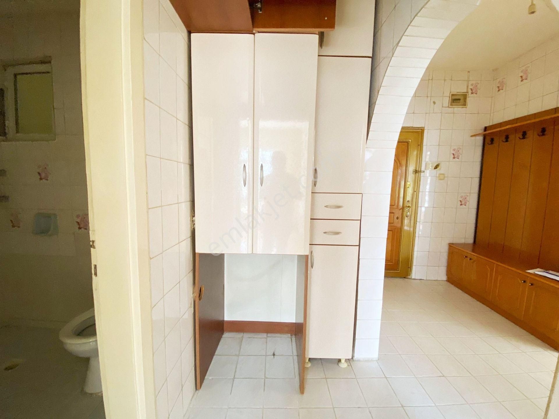 İncirli Mh. Cadde Üstünde Katta Isı Yalıtımlı Hazır Kiracılı 3+1 - Görsel 19