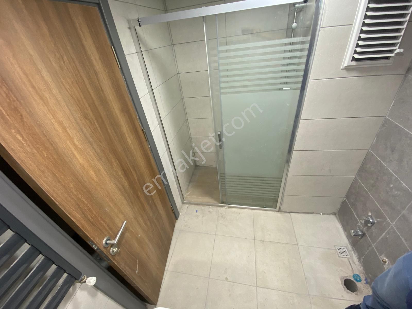 Gaziosmanpaşa Bağlarbaşı Mah. 7/a 1.etap Satılık Daire 2+1 Ve 91m2 3.arakat Site İçi - Görsel 20