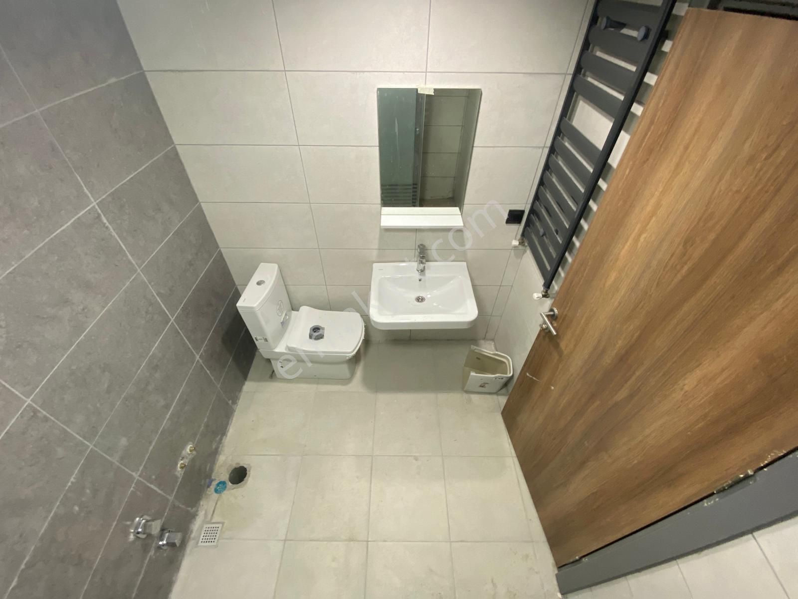 Gaziosmanpaşa Bağlarbaşı Mah. 7/a 1.etap Satılık Daire 2+1 Ve 91m2 3.arakat Site İçi - Görsel 18