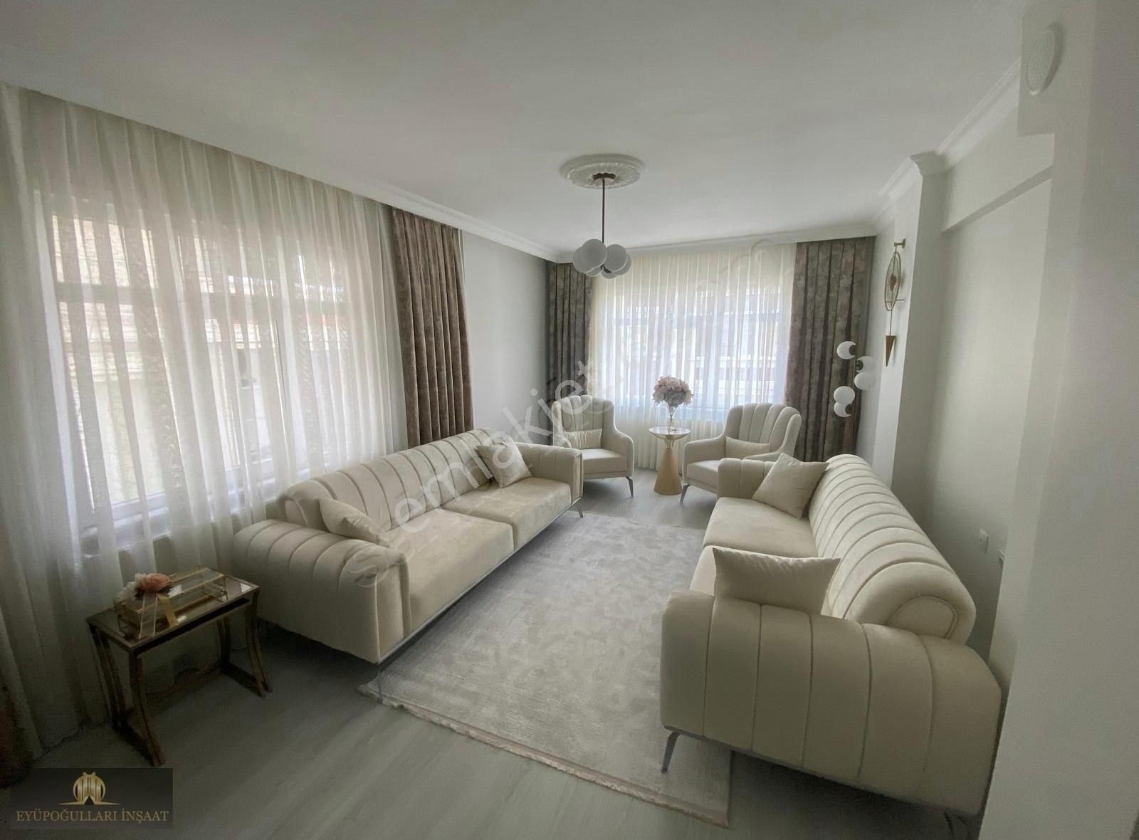 Bahçelievler Soğanlı Mah. 3+1 130 M2 Bakımlı Satılık Daire