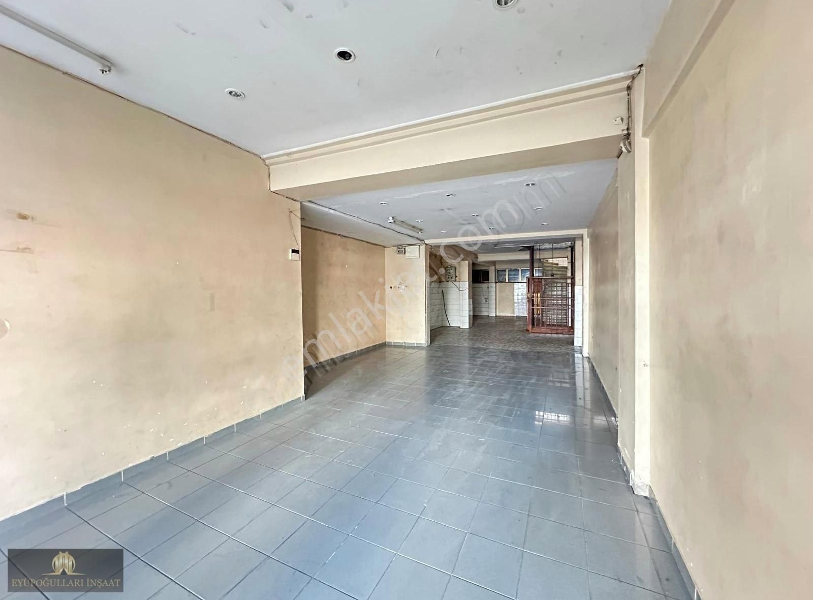 B.paşa Altıntepsi Mah. Cadde Üzeri 300 M2 Kiralık Dükkan