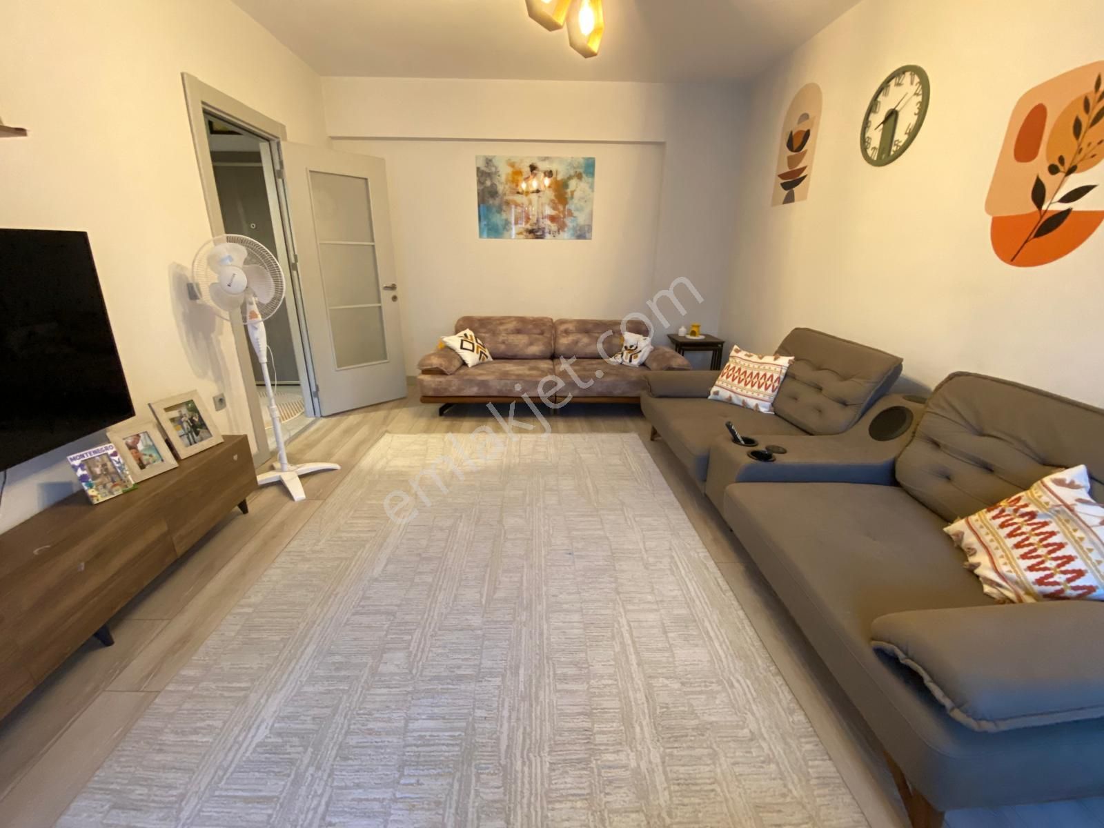 Gaziosmanpaşa Bağlarbaşı Mah. 7/b Vadi Evleri 6.kısım Satılık 128m2 3+1 Ve 2.arakat Cadde Cephe - Görsel 3