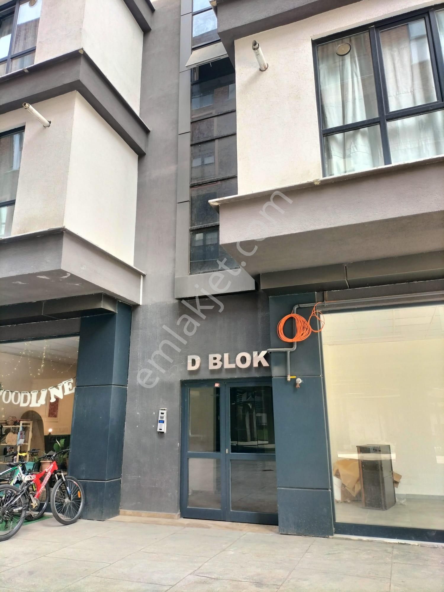 Atlas/site İçinde Ferah 2+1 Eşyasız Kiralık Daire