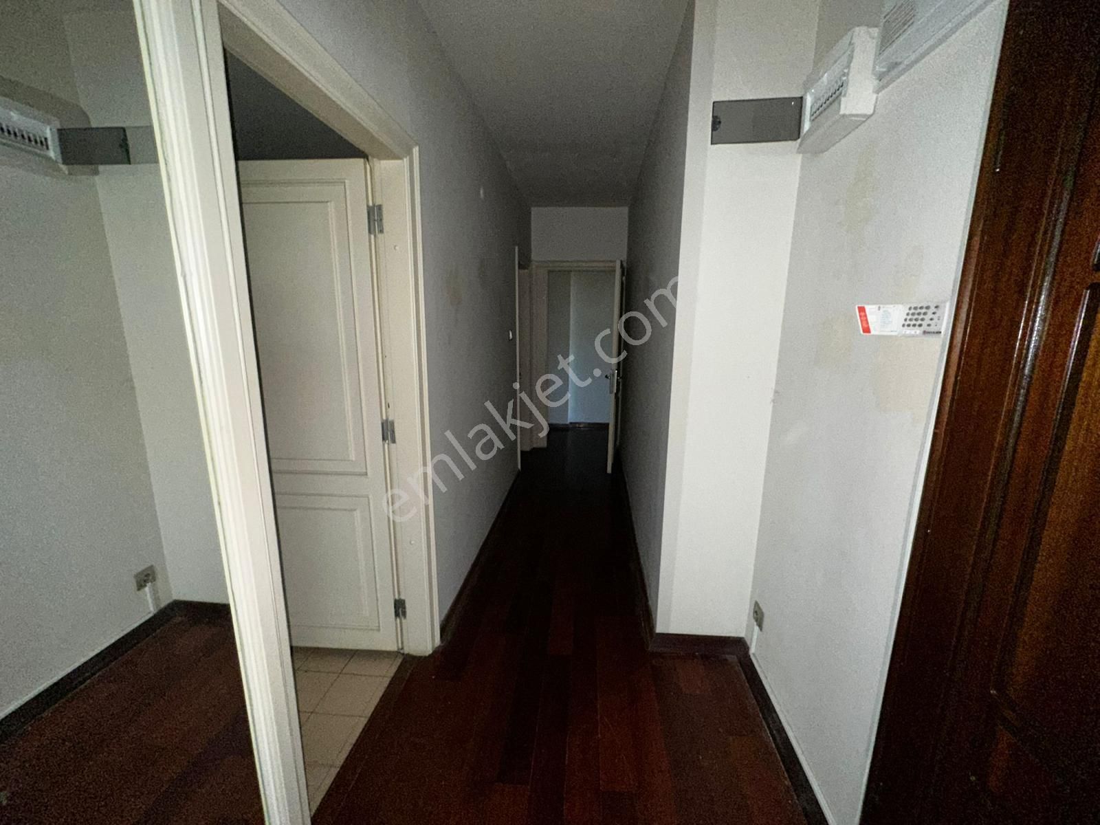 Ulus Solda Bahçe Kullanımlı 3.5+1 Otoparklı Satılık Daire - Görsel 9