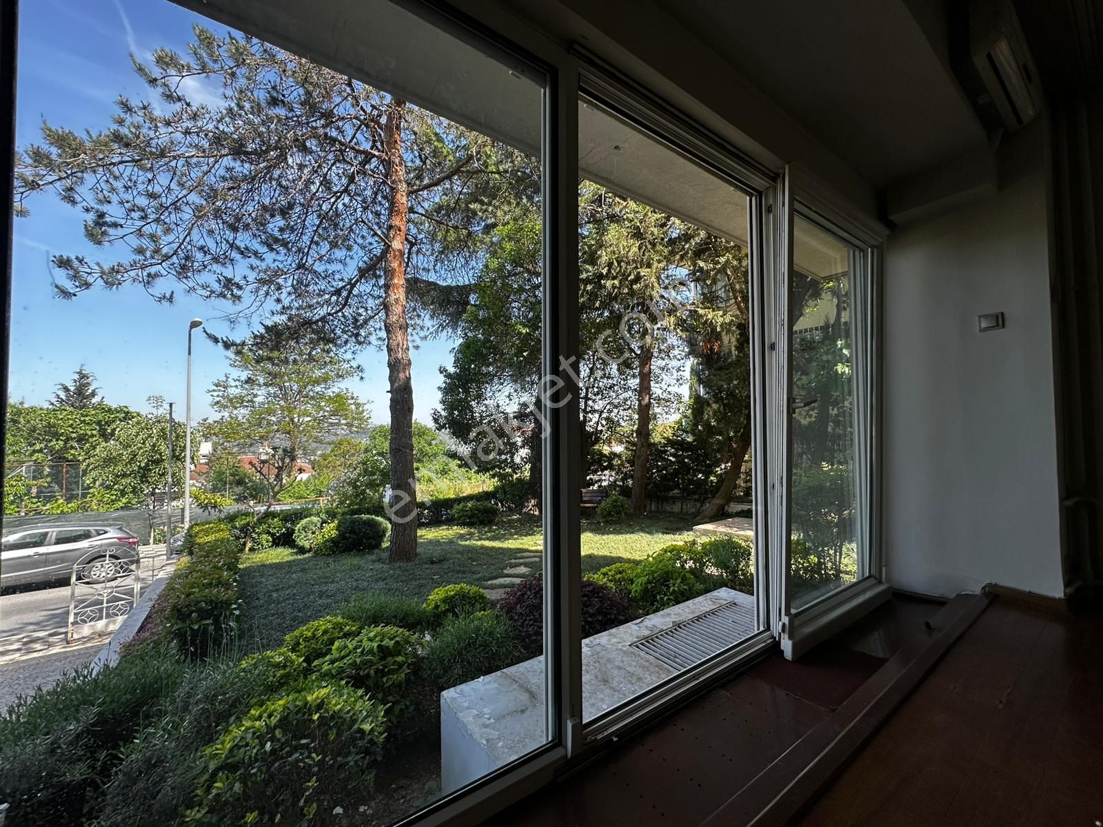 Ulus Solda Bahçe Kullanımlı 3.5+1 Otoparklı Satılık Daire - Görsel 32