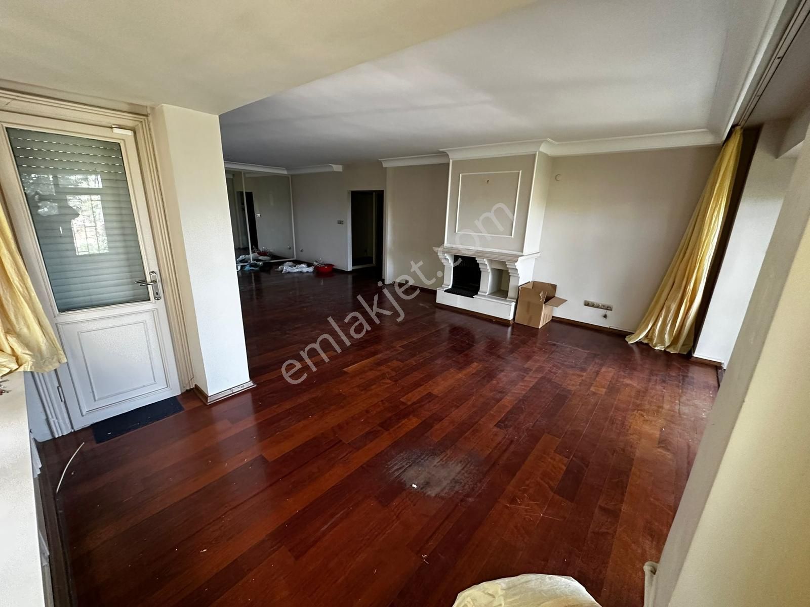 Ulus Solda Bahçe Kullanımlı 3.5+1 Otoparklı Satılık Daire - Görsel 7