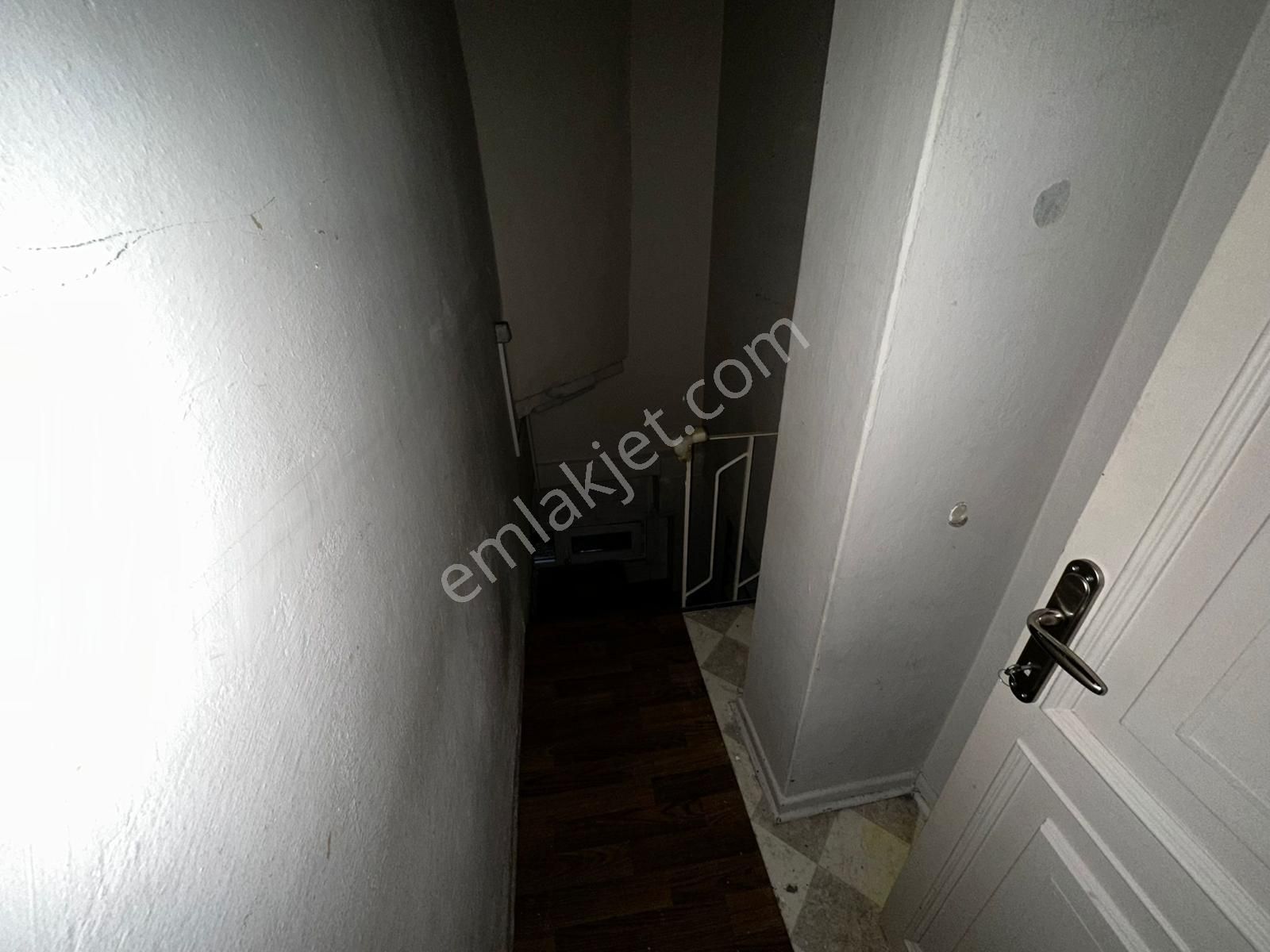 Ulus Solda Bahçe Kullanımlı 3.5+1 Otoparklı Satılık Daire - Görsel 23