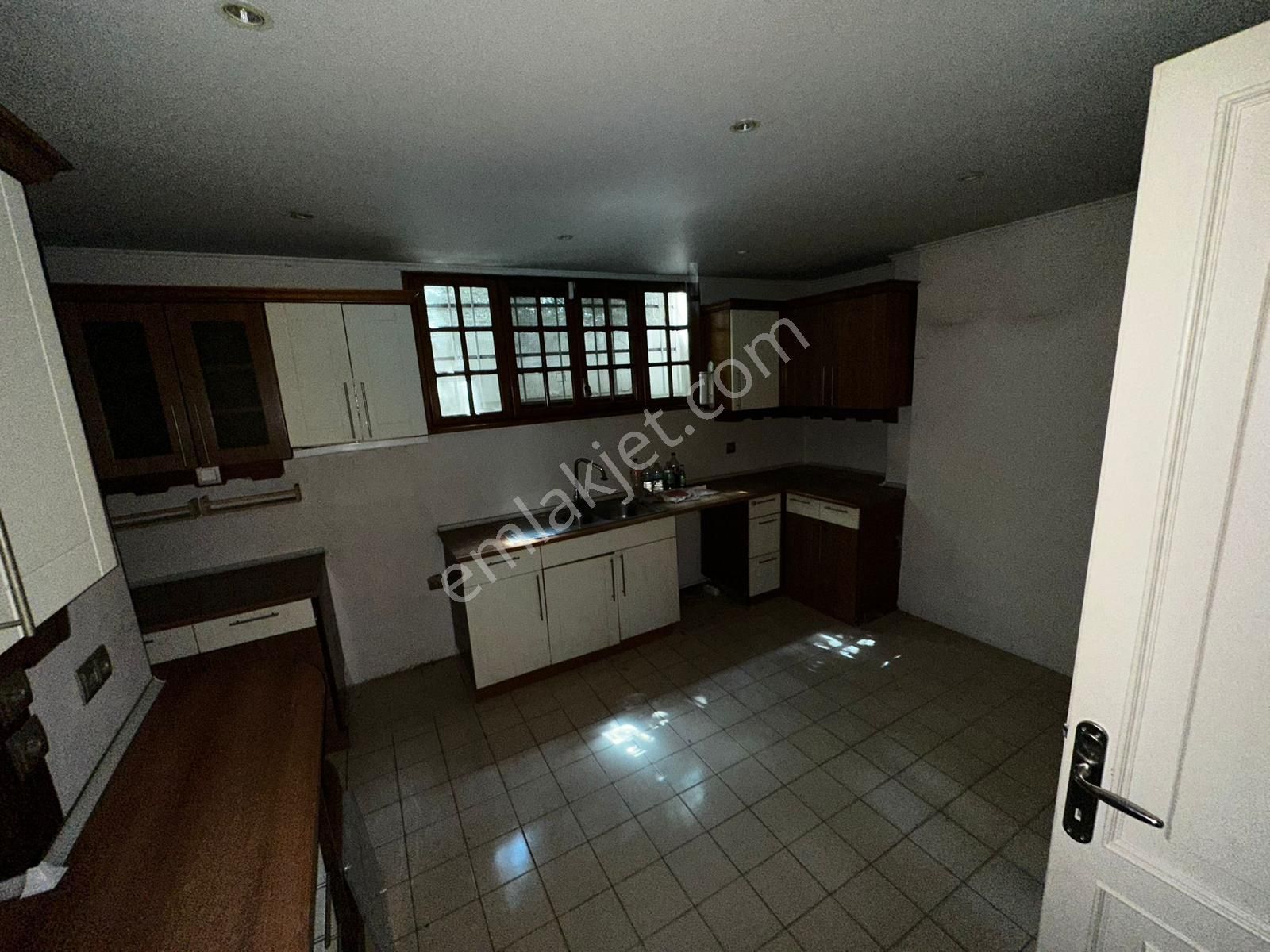 Ulus Solda Bahçe Kullanımlı 3.5+1 Otoparklı Satılık Daire - Görsel 13