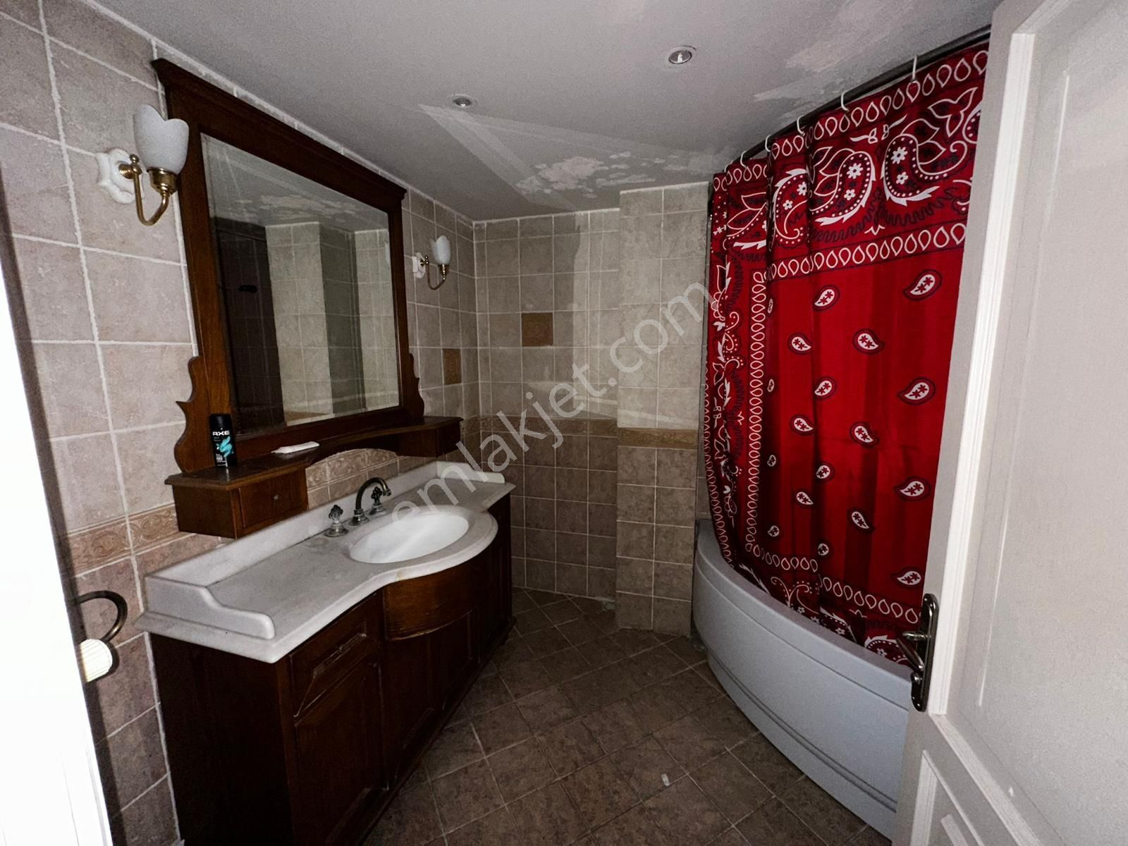 Ulus Solda Bahçe Kullanımlı 3.5+1 Otoparklı Satılık Daire - Görsel 22