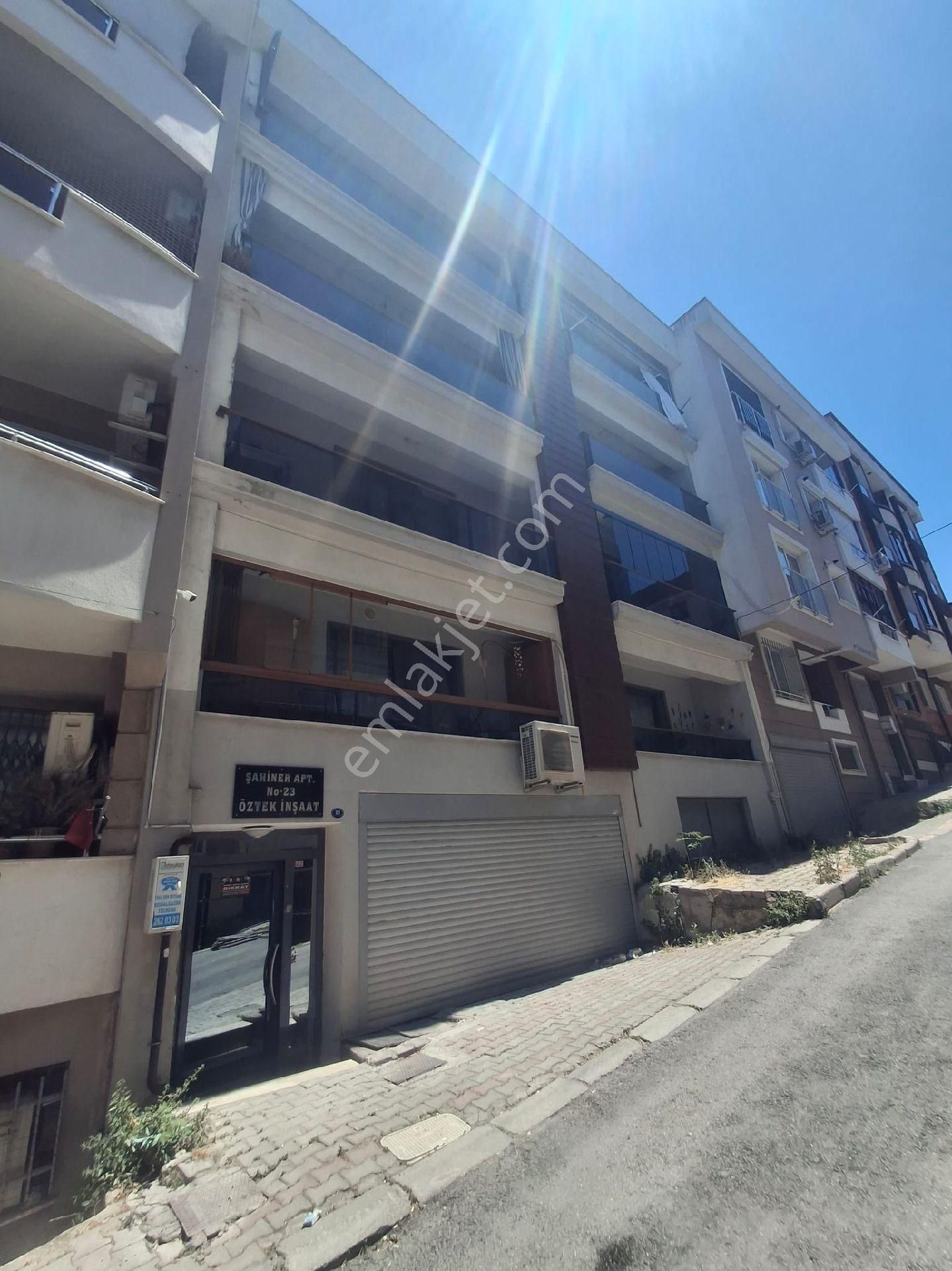 Acil Gülyaka Da Satılık 3+1 Daire
